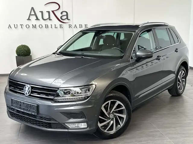 Volkswagen Tiguan view 2