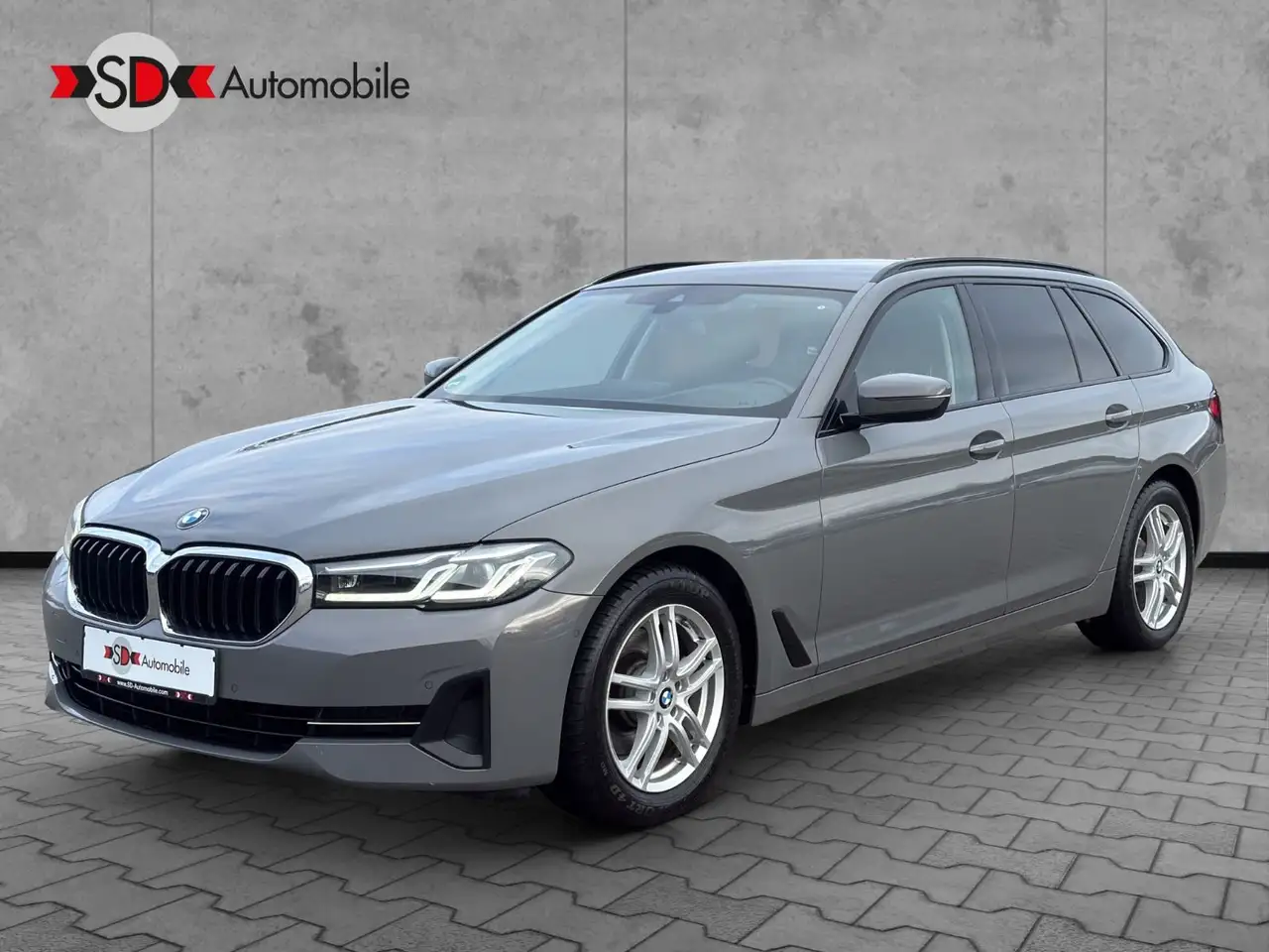 BMW 520