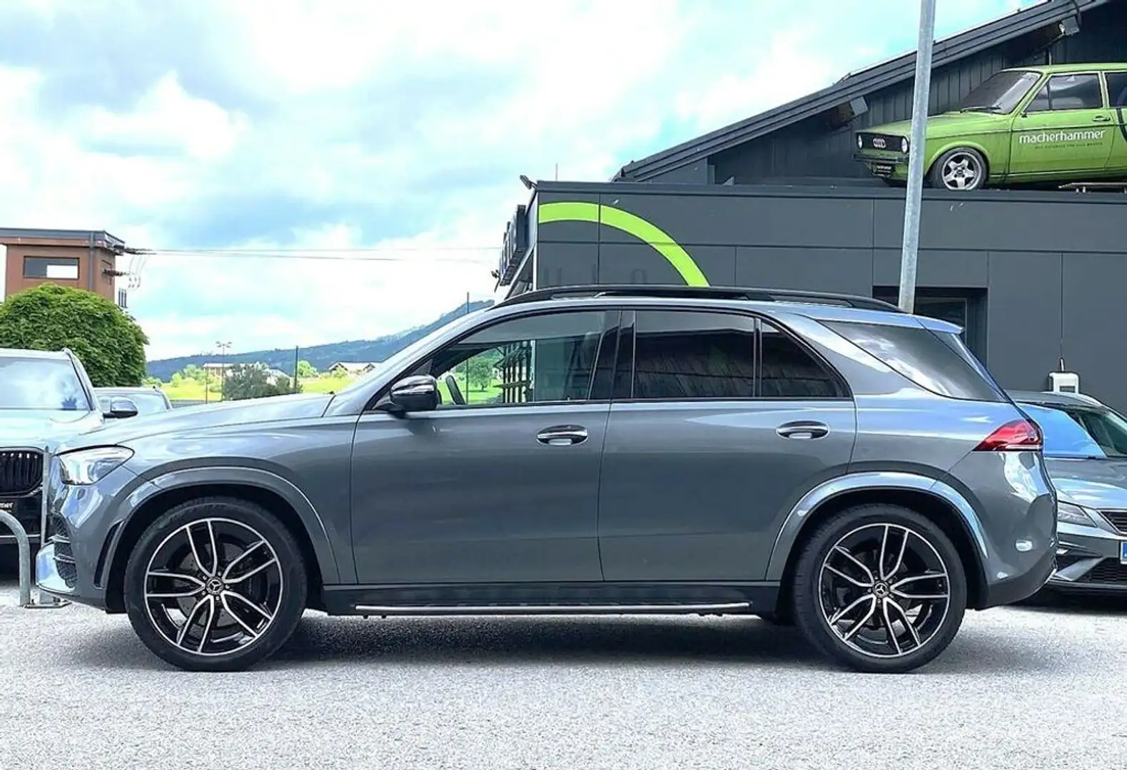 Mercedes-Benz GLE 400 d 4M*AMG*NIGHT*LUFT*PANO*DISTR*AHK*22'' Grijs - 2