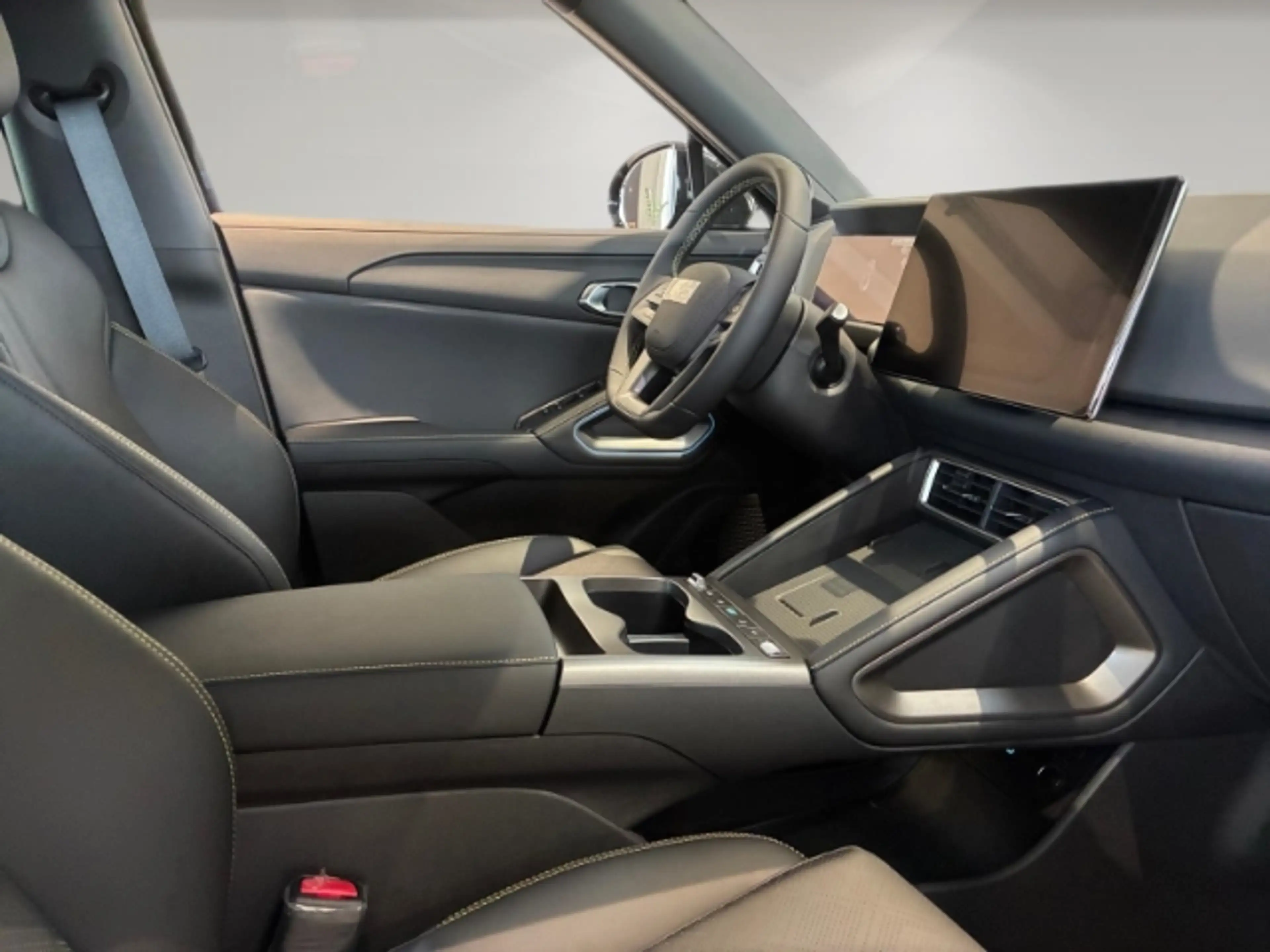 BYD Atto 2 DM-i 1.5 Boost Panorama/360 Grad/Sitzheizung/Navi/ — photo 16