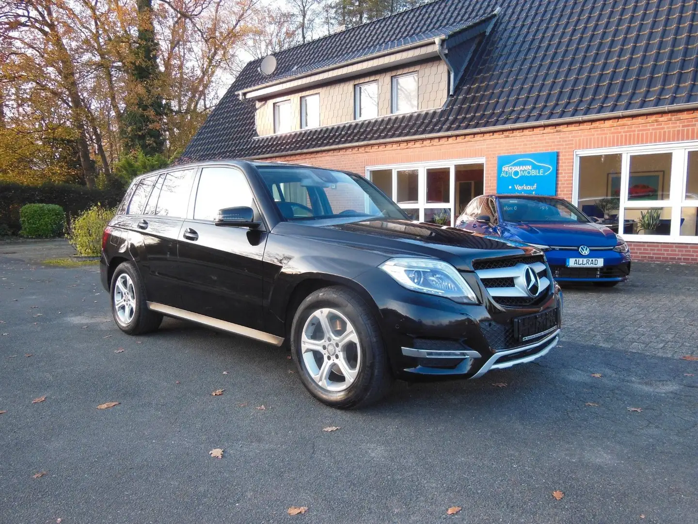 Mercedes-Benz GLK 220 BlueTEC 4Matic AHK/STANDHZ/LEDER/XEN/NAV Schwarz - 1