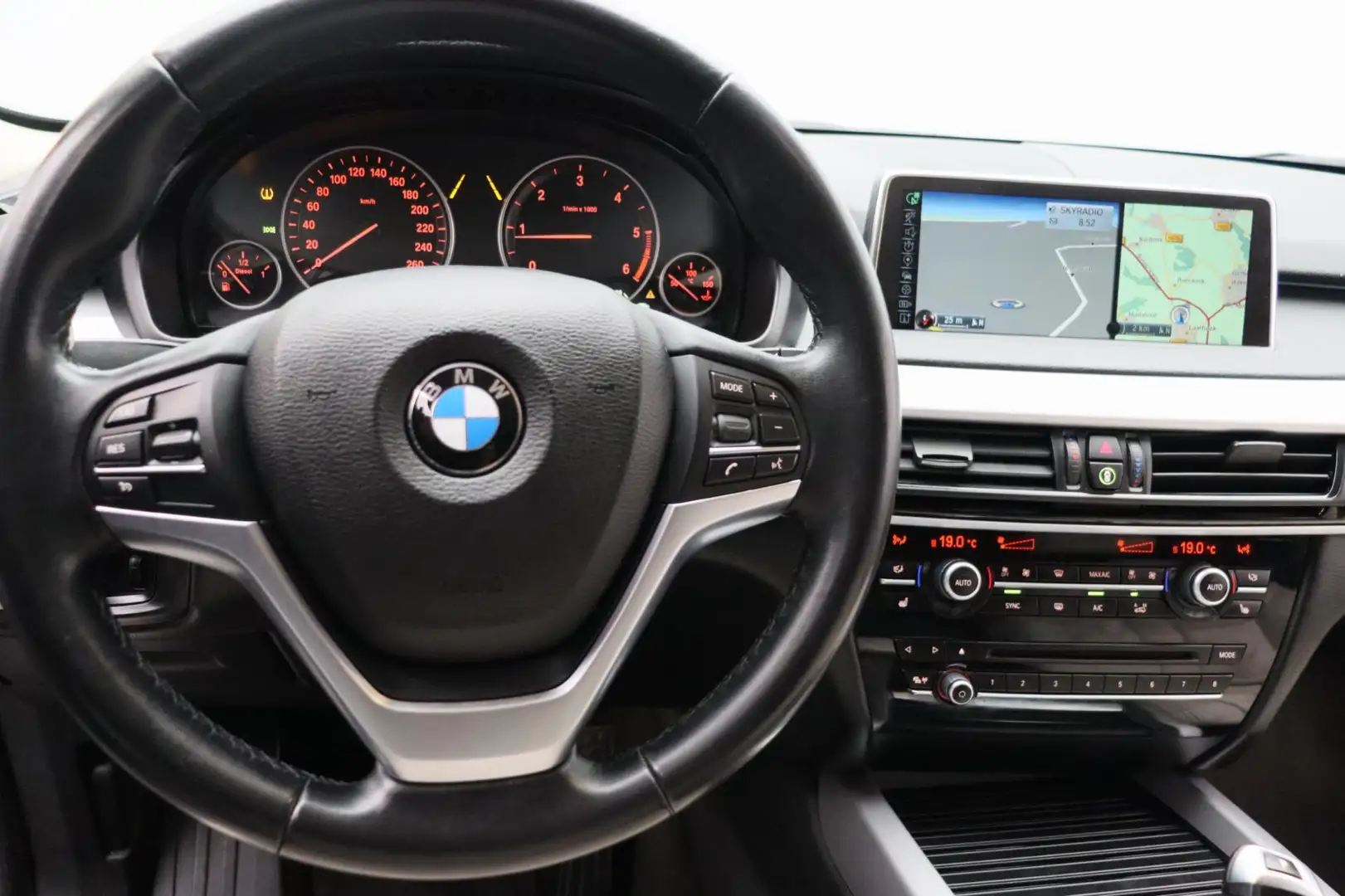 BMW X5 XDrive25d High Executive GRIJS KENTEKEN Leder Came Negro - 2