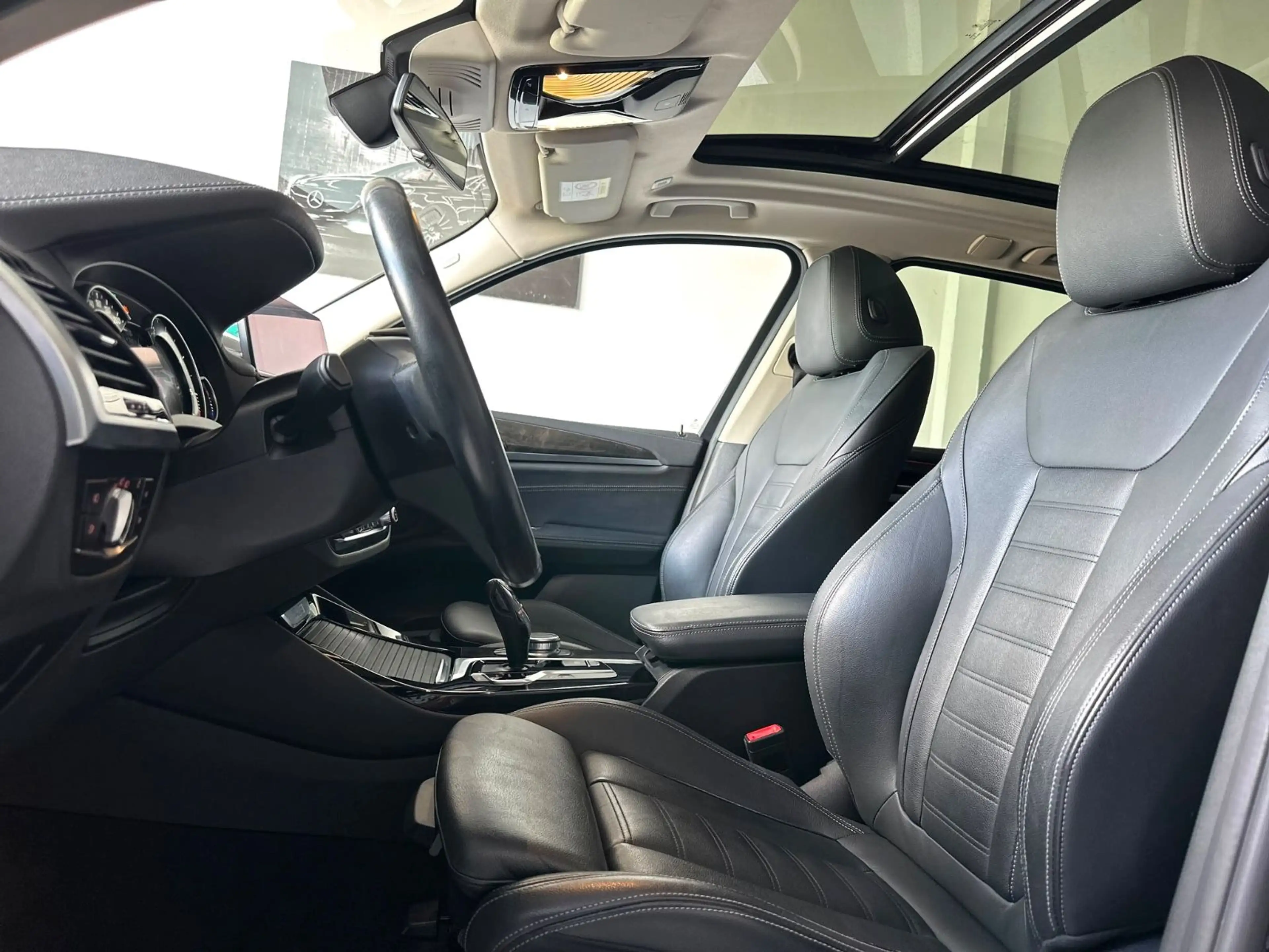 BMW X3 xDrive 20 d Aut. Luxury Line Voll 1.Hand — photo 4
