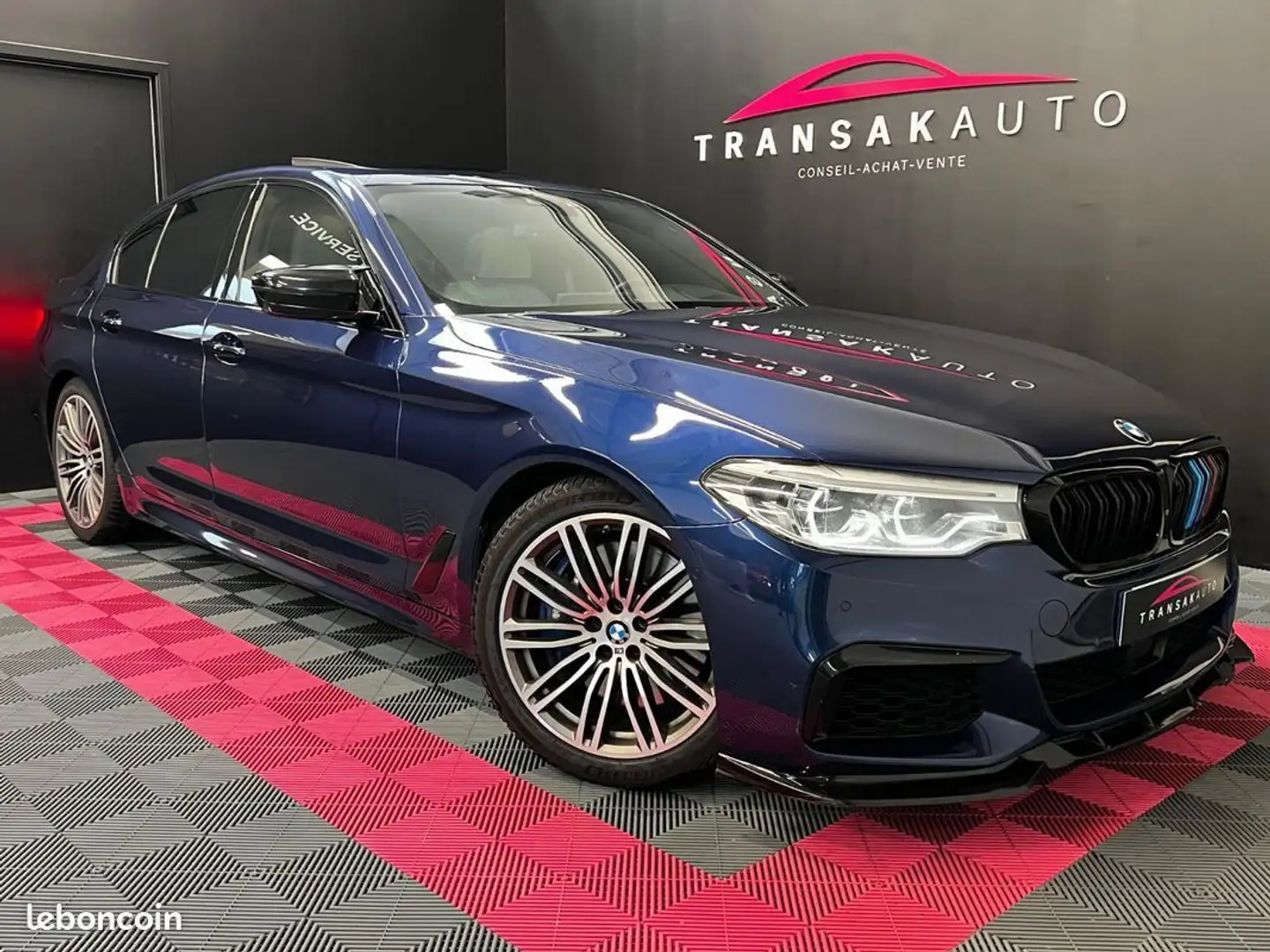 BMW M550 SERIE G30 M550i xDrive 462 ch BVA8 ENTRETIEN SOFT  Bleu - 1