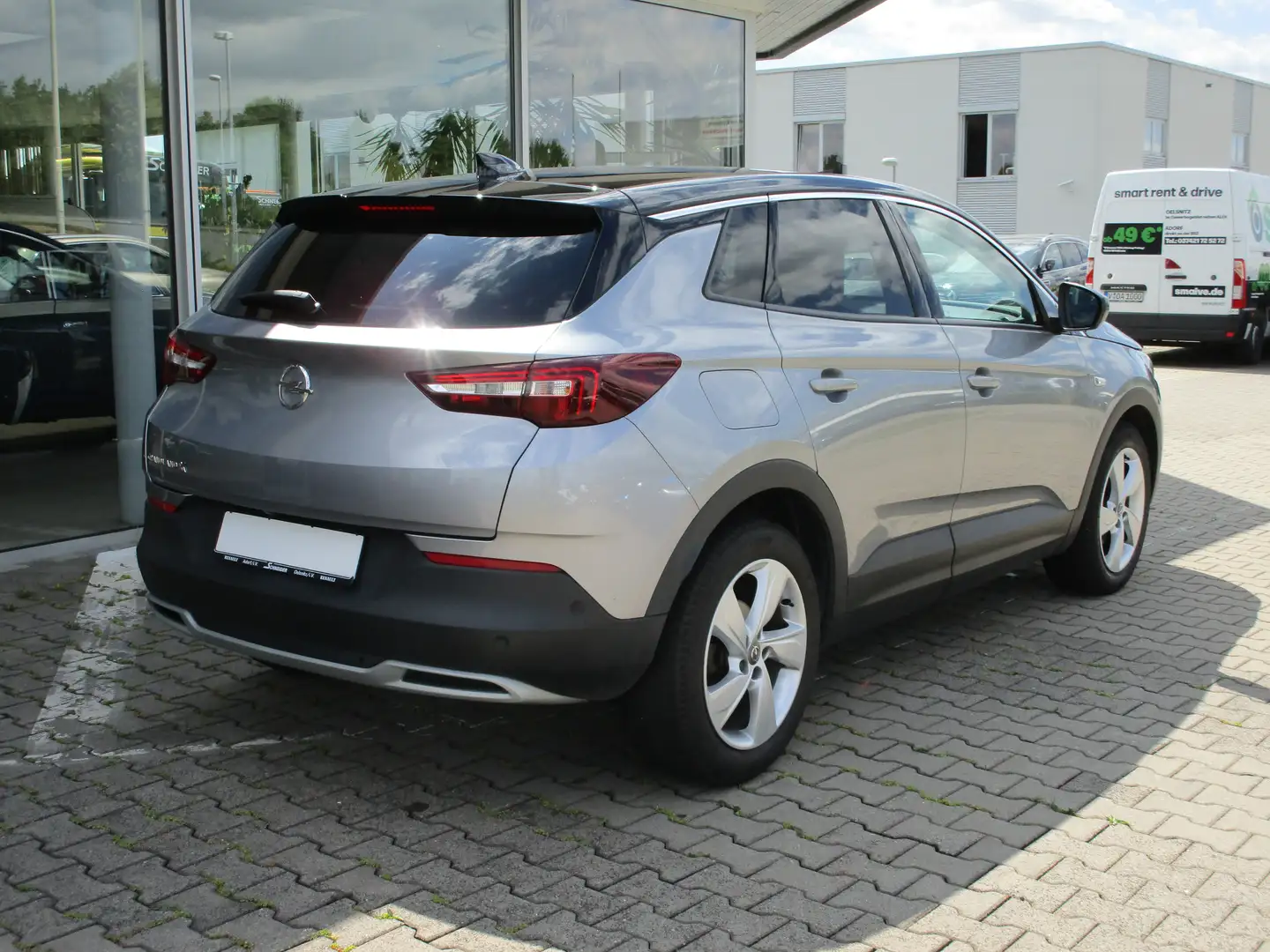 Opel Grandland X 120 Jahre, Automatic, AHK Zilver - 2
