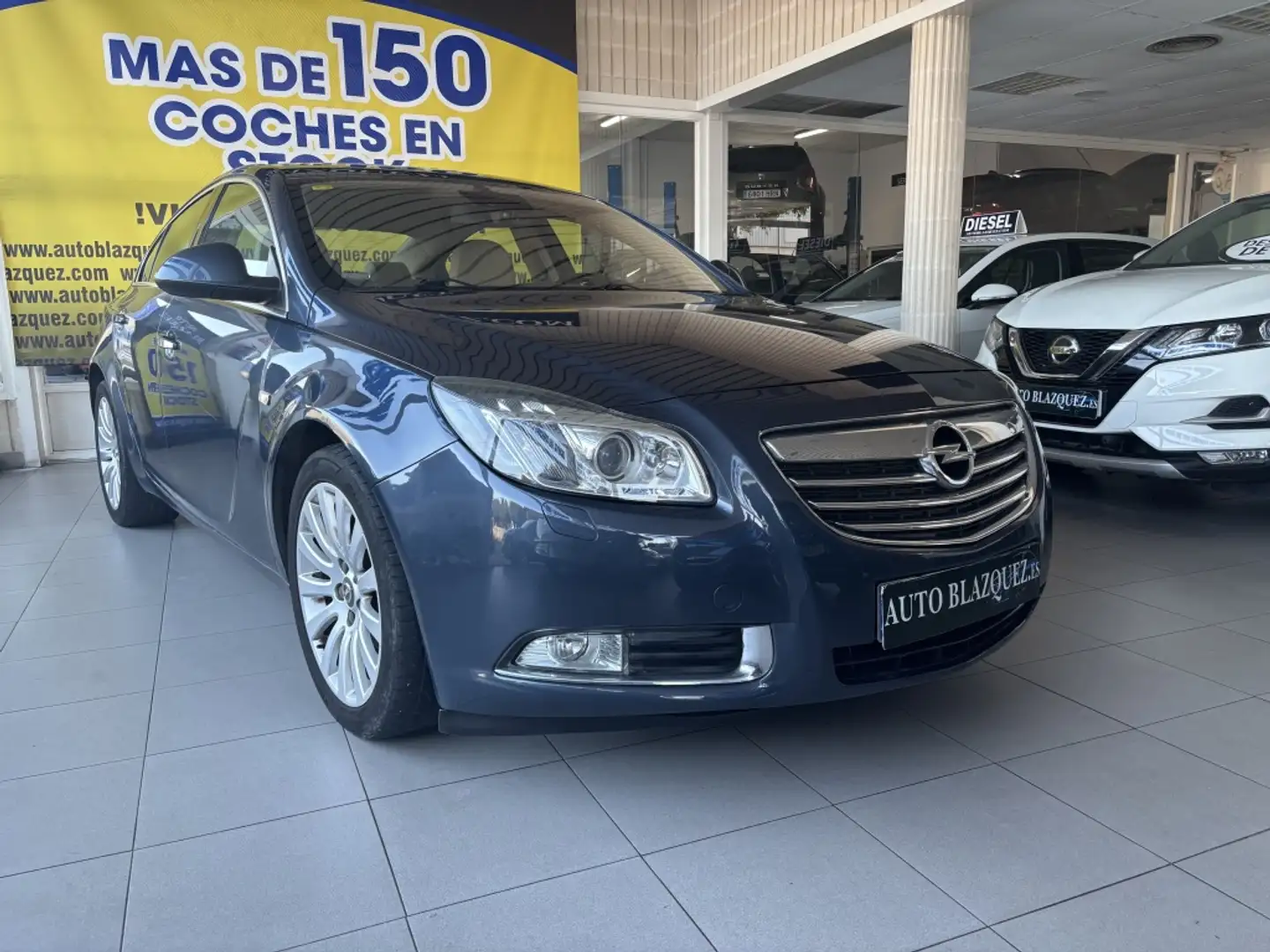 Opel Insignia 1.8 Essentia Gris - 1