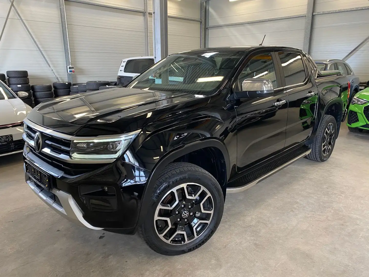 Volkswagen Amarok 3.0 TDI Style 4M ACC AHK IQ.Light Kam H/K Czarny - 1