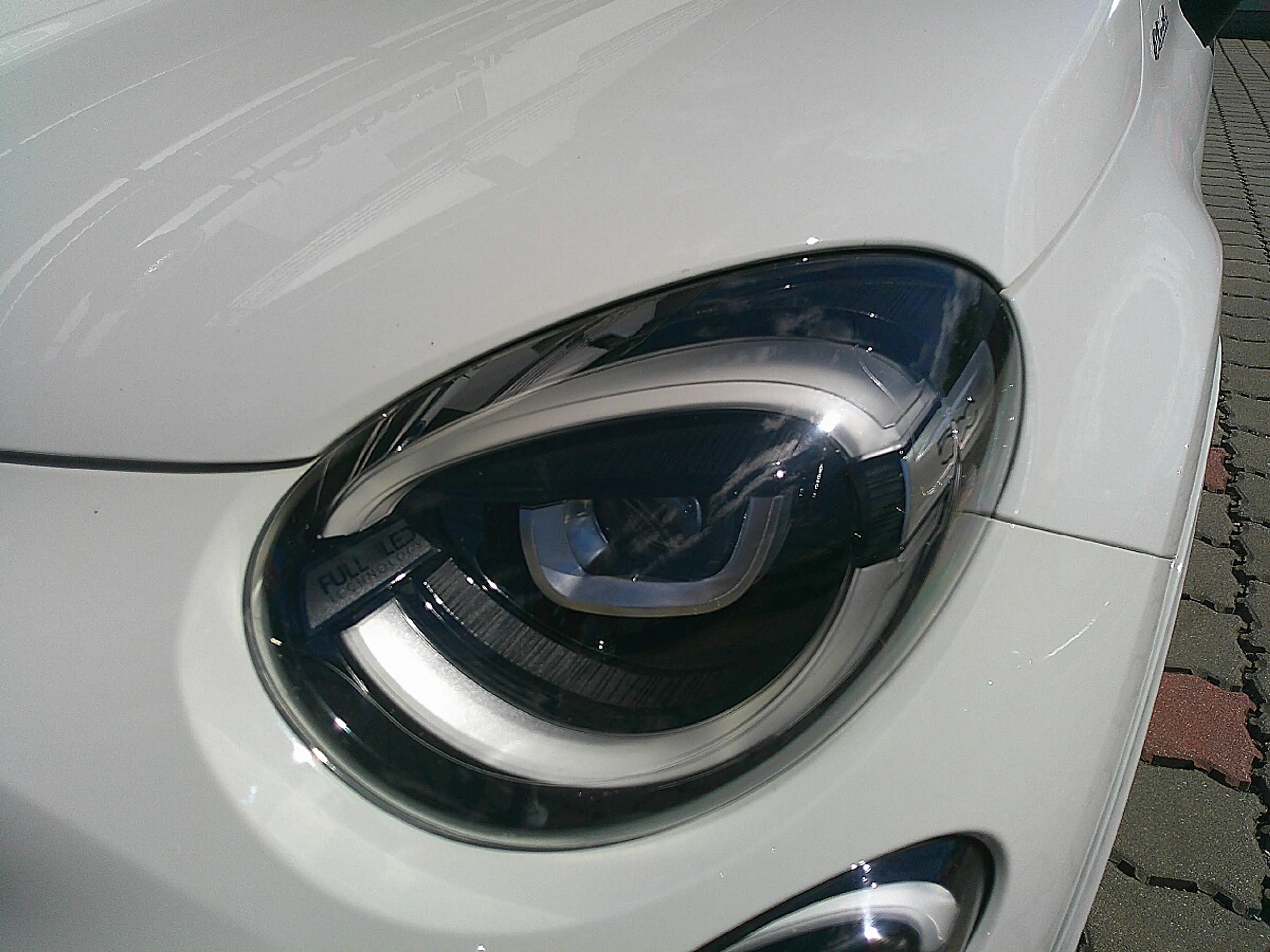 Fiat 500X Hybrid 130 7-Gang DCT Dolcevita Sondermodell — photo 9