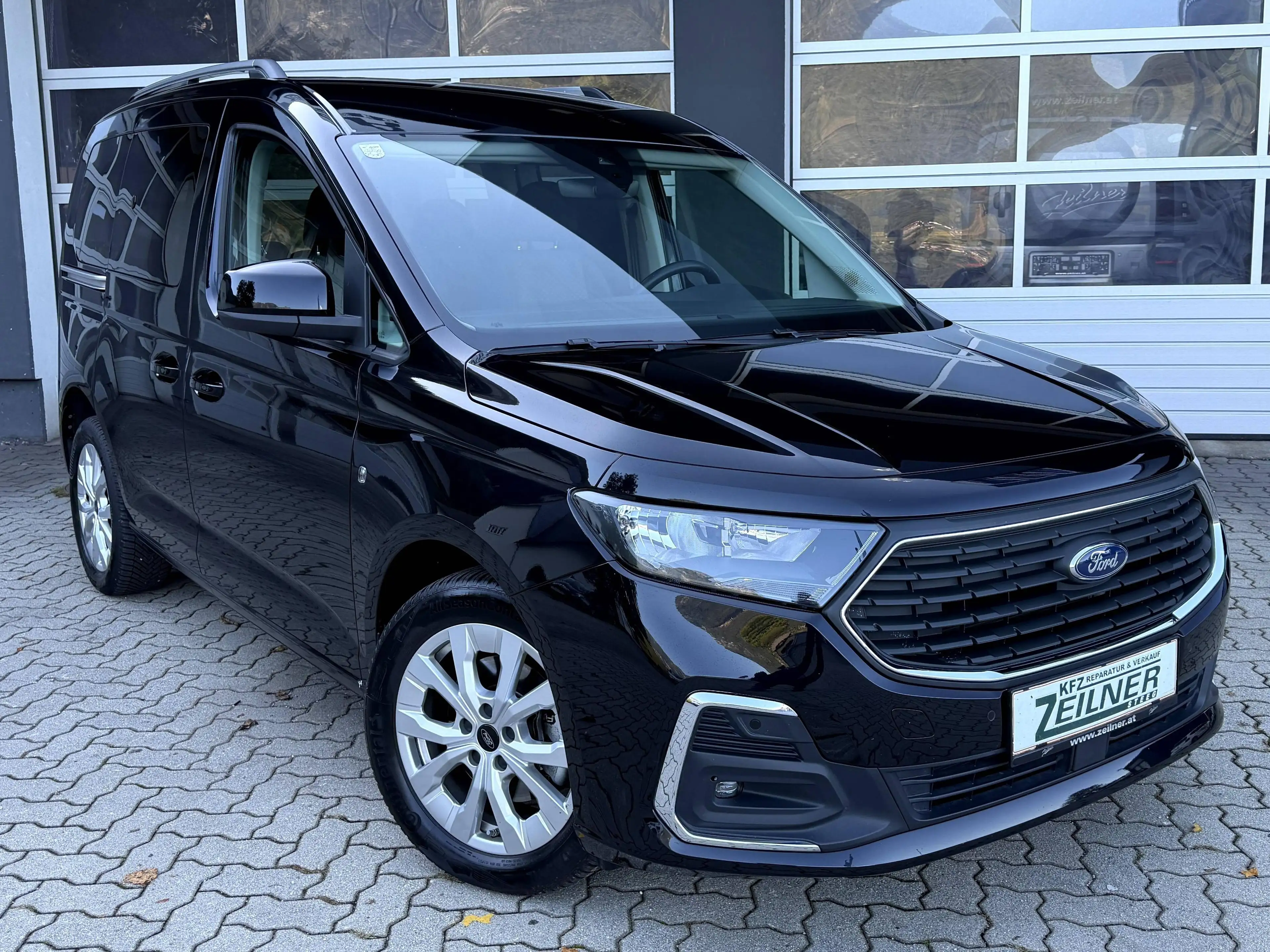 Ford Tourneo Connect Titanium