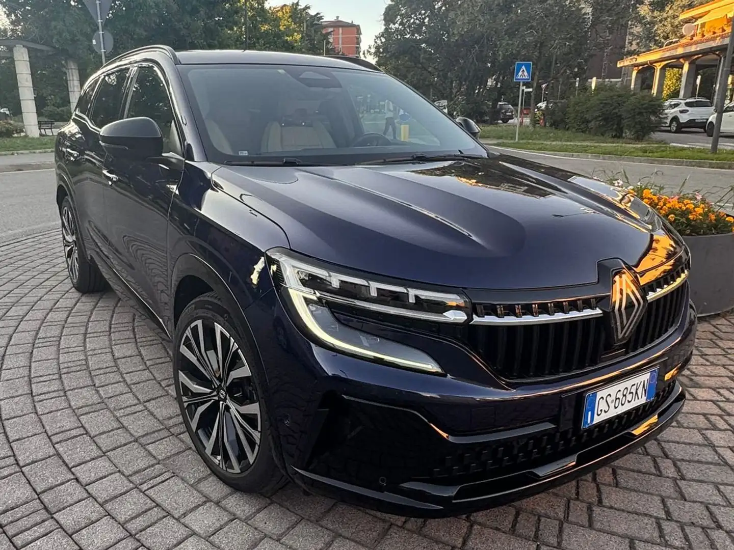 Renault Espace Espace 1.2 e-Tech full hybrid Iconic 200cv auto Kék - 2