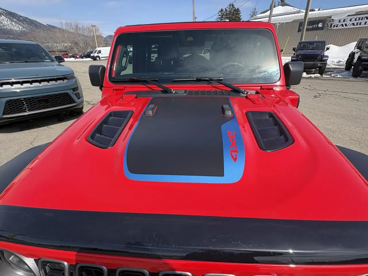 Jeep Wrangler снимка Jeep Wrangler
