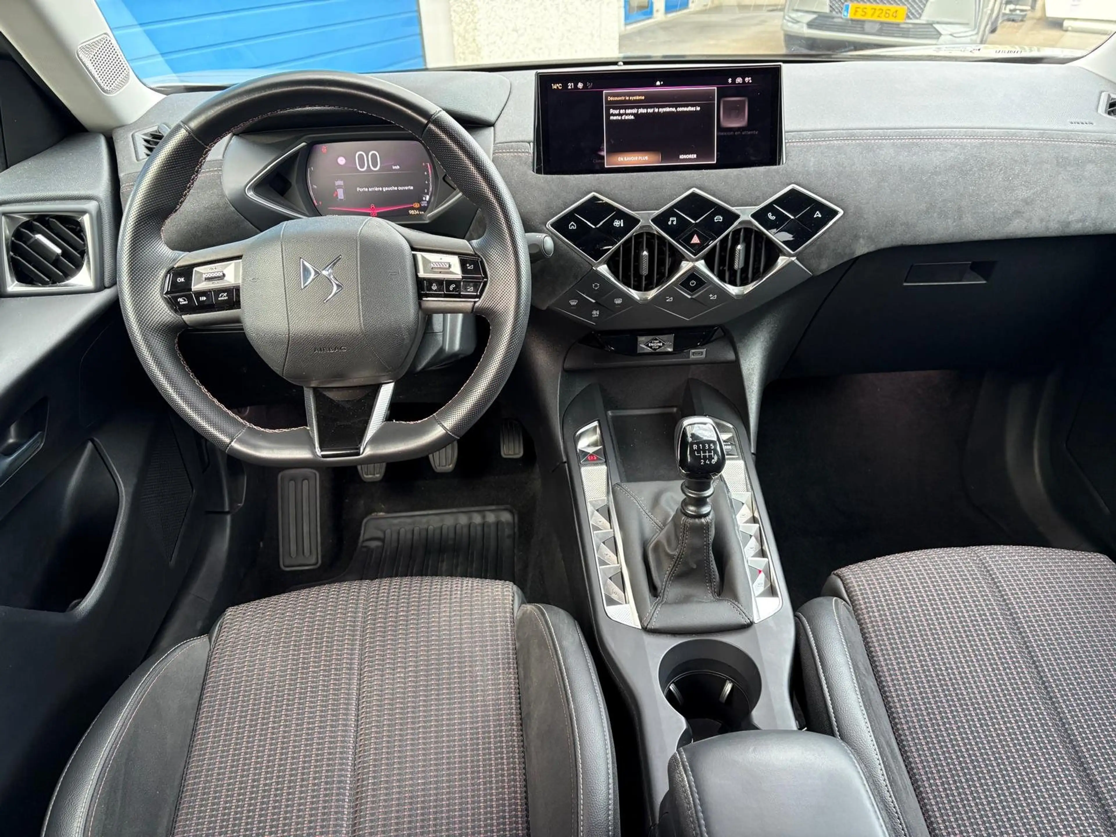 DS Automobiles DS 3 1.2 PURETECH 100CH PERFORMANCE LINE — photo 4