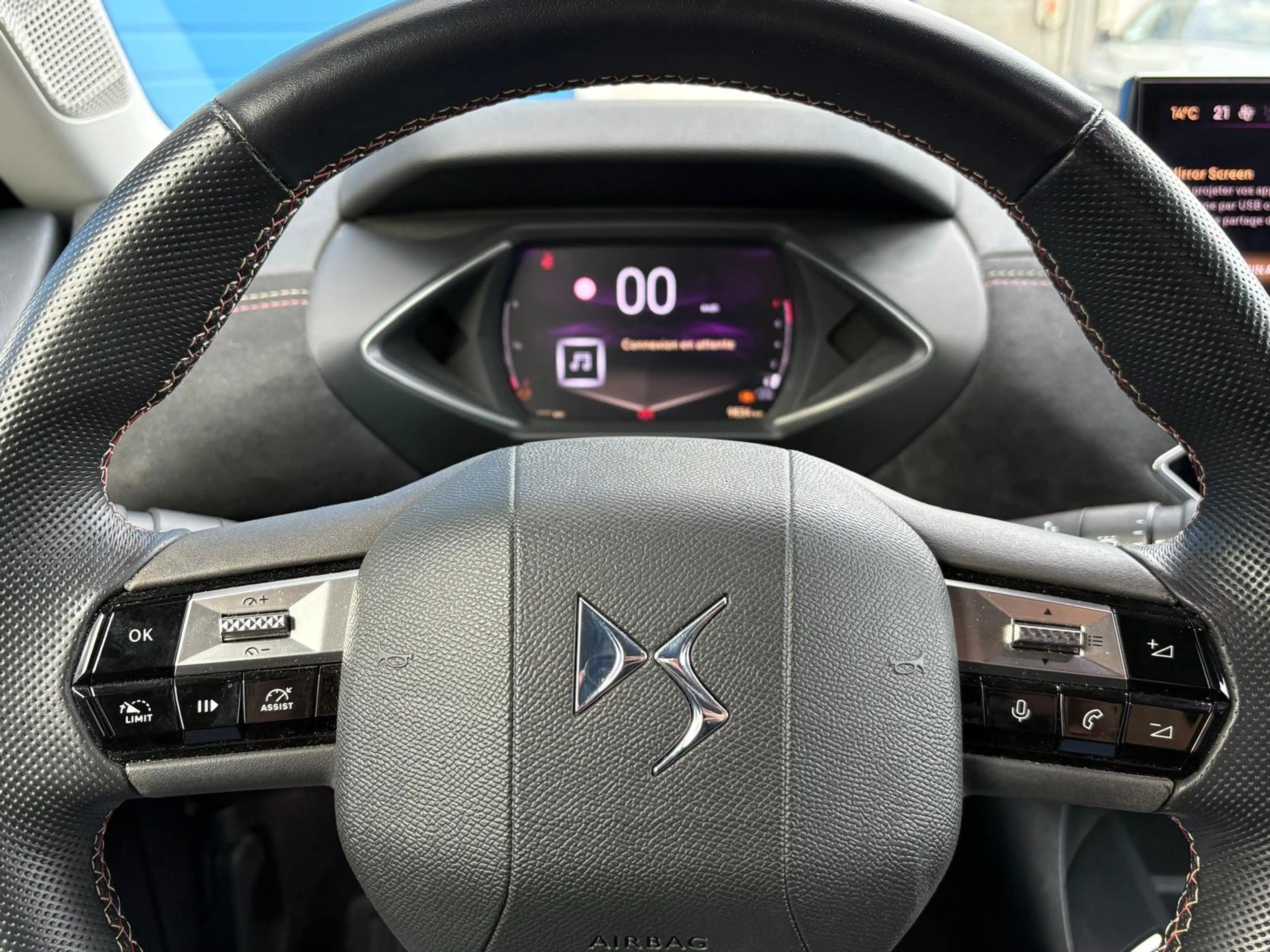 DS Automobiles DS 3 1.2 PURETECH 100CH PERFORMANCE LINE — photo 11