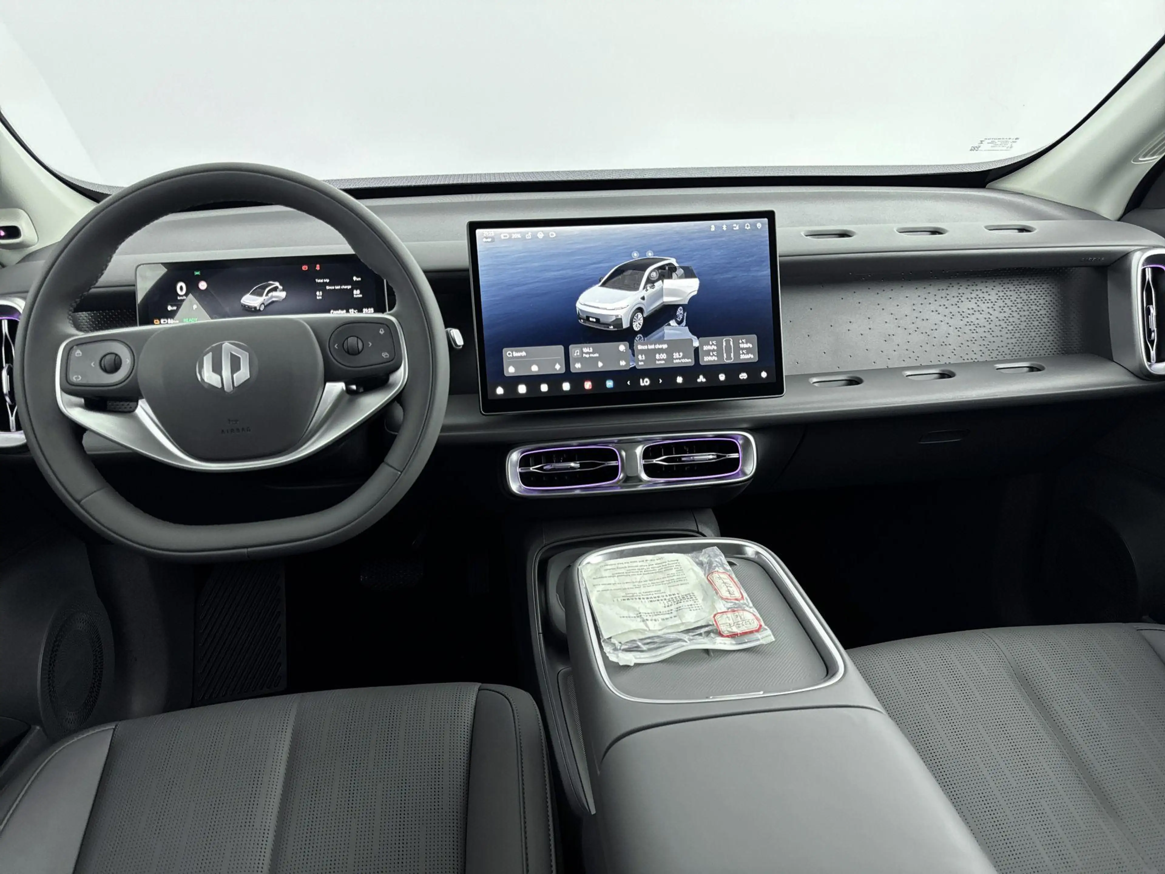Leapmotor B10 Design Hybrid EV 18.8 kWh | Navigatie | Camera | C — photo 4