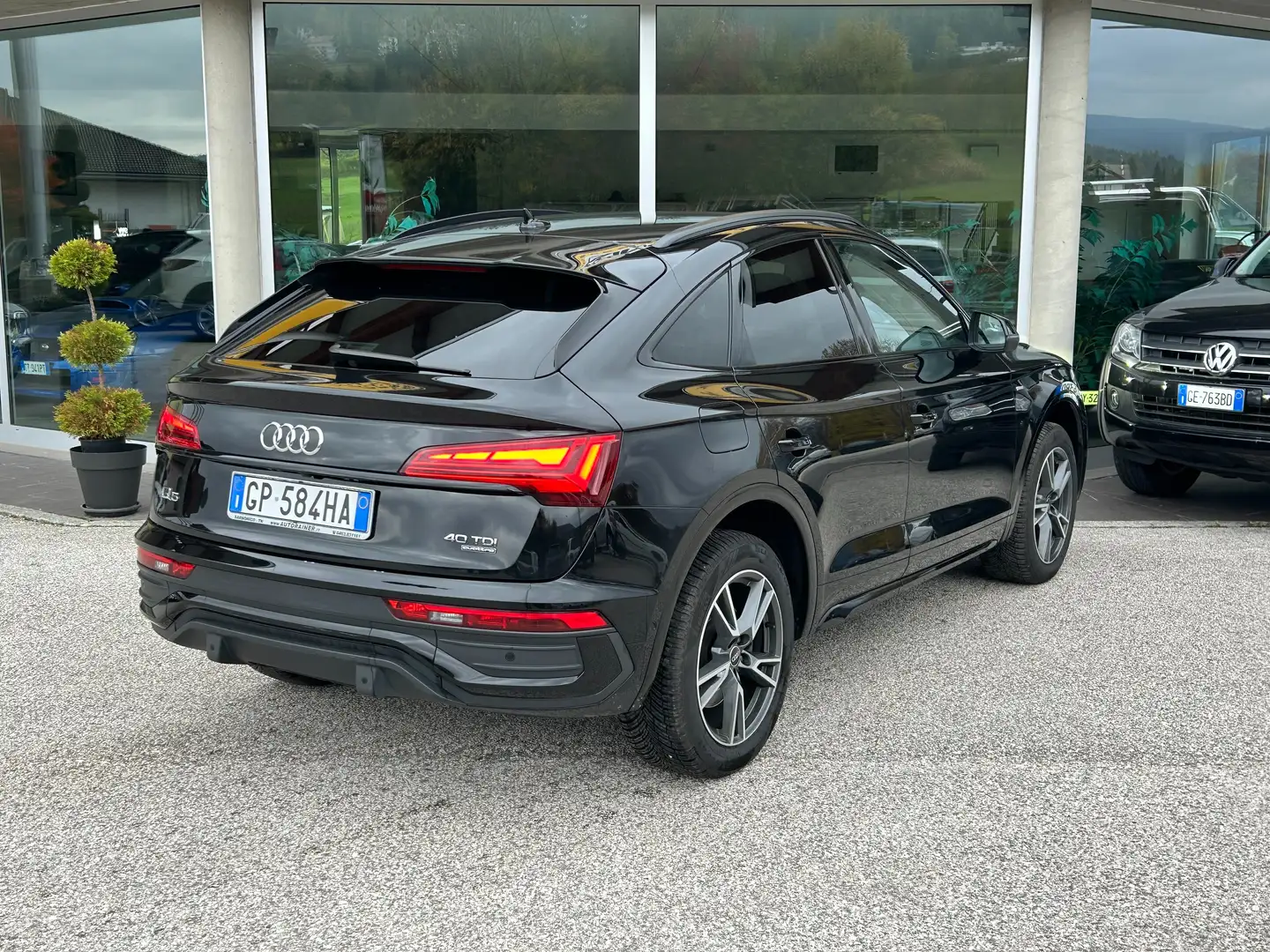 Audi Q5 Sportback 40 2.0 tdi mhev S line quattro s-tronic Nero - 2