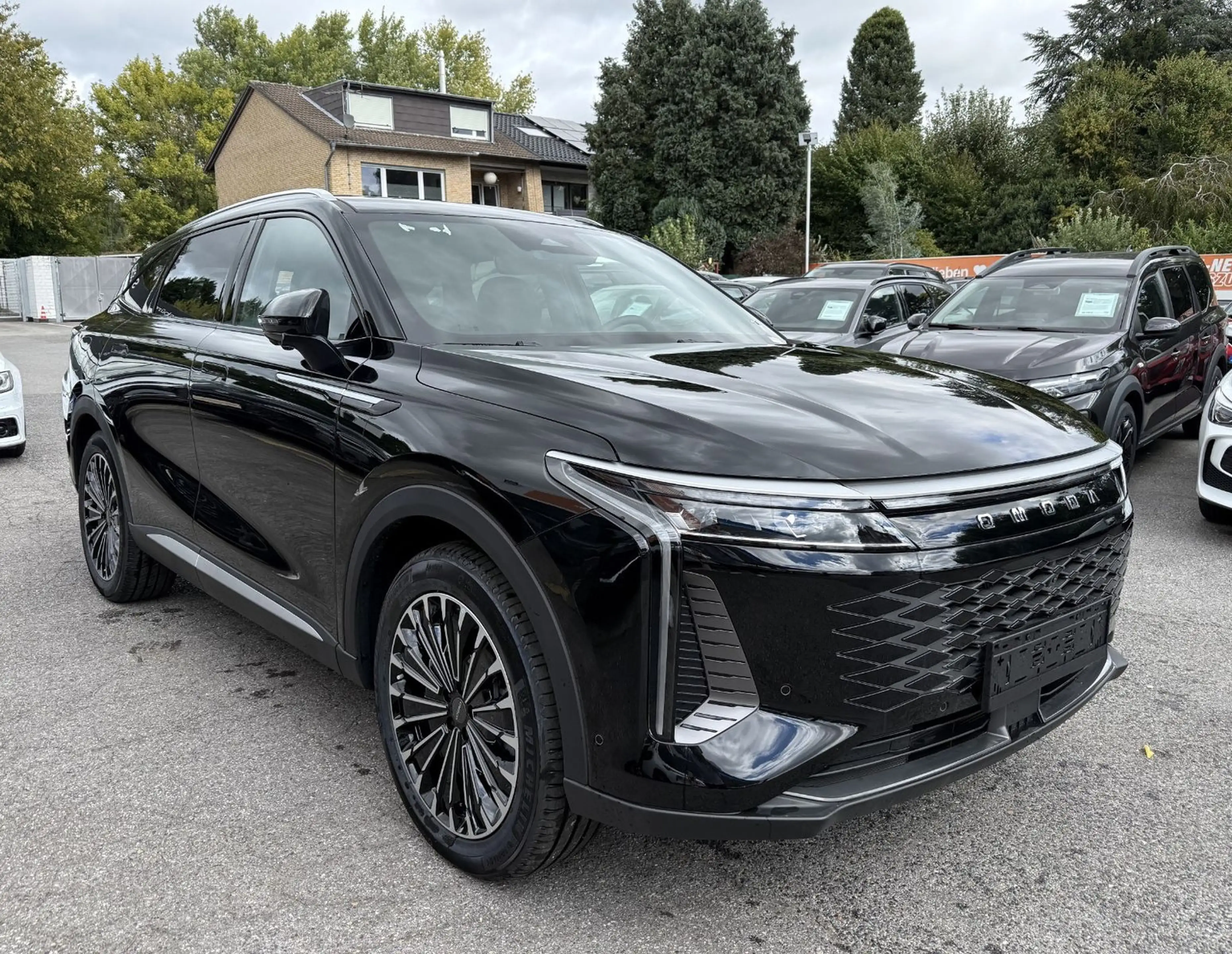 Omoda 9 1.5 TGDI PHEV Premium Pano Leder HUD VORLAUF — photo 3