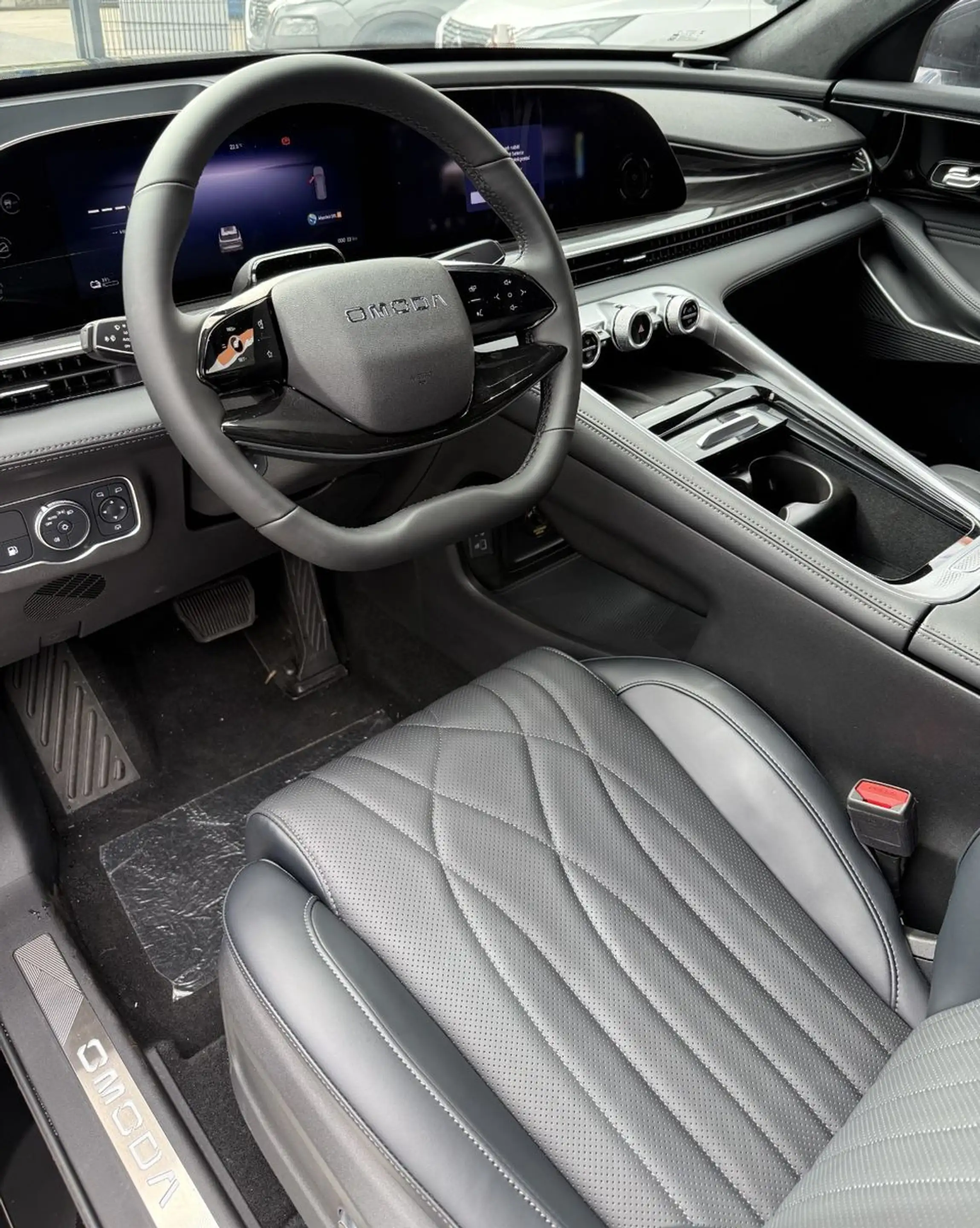 Omoda 9 1.5 TGDI PHEV Premium Pano Leder HUD VORLAUF — photo 15