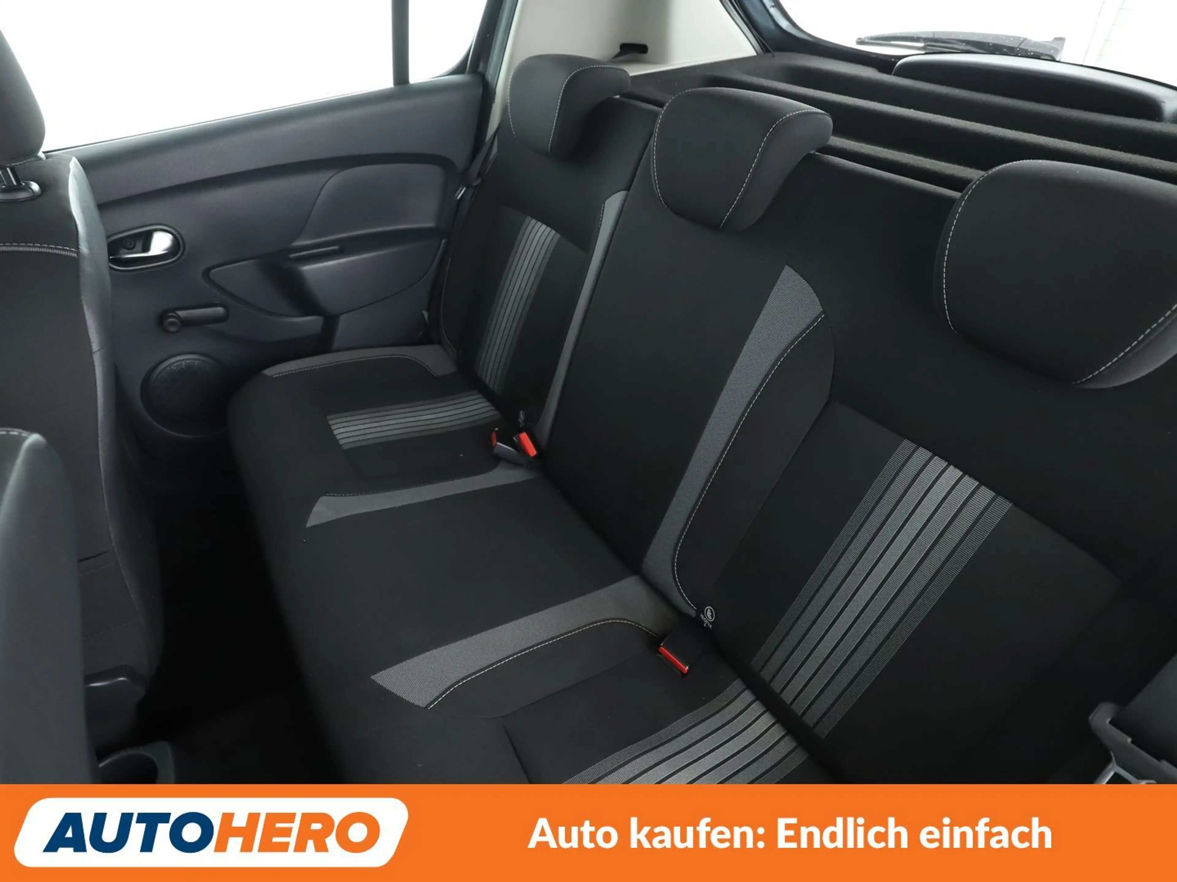 Dacia Sandero 0.9 TCe Stepway Celebration*TEMPO*PDC*KLIMA* — photo 14