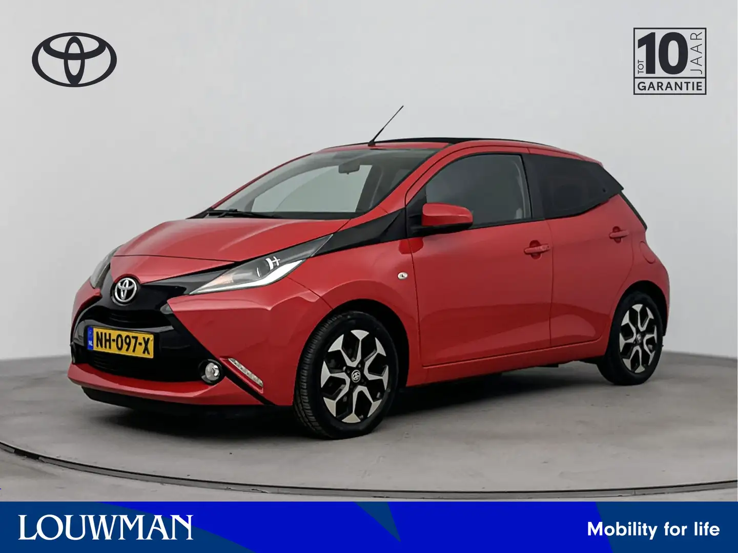 Toyota Aygo 1.0 VVT-i X-Wave Cabrio | Parkeercamera | Cabrio d Rouge - 1