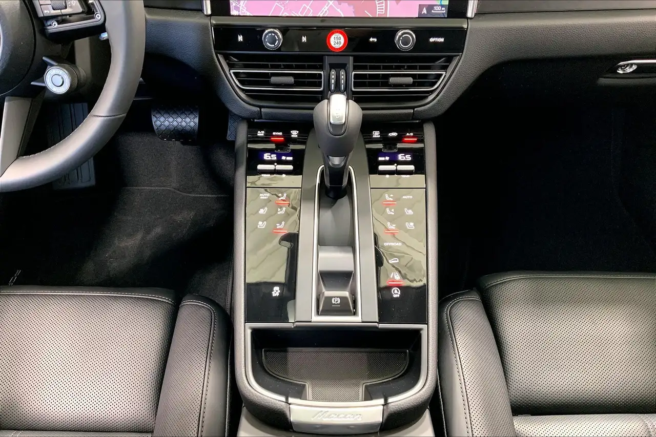 Porsche Macan снимка Porsche Macan