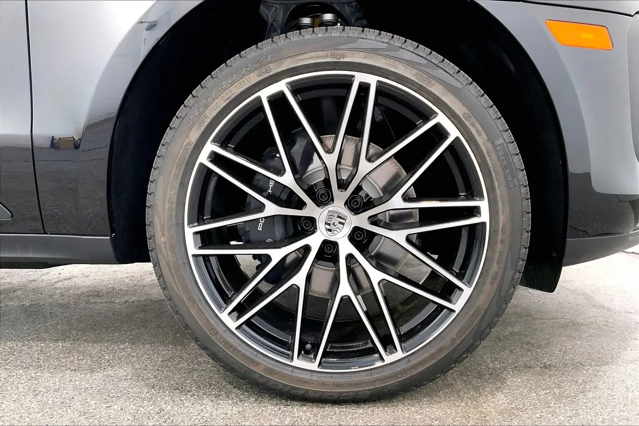 Porsche Macan снимка Porsche Macan