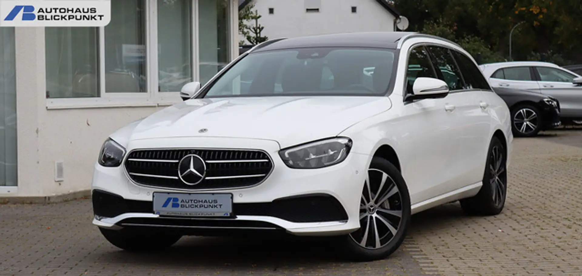 Mercedes-Benz E 300 de T 4M KAM360+PANO+BURMESTER+WIDESCREEN Weiß - 1