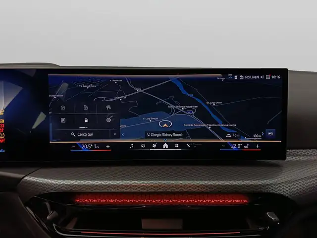 BMW 3 Series view 13