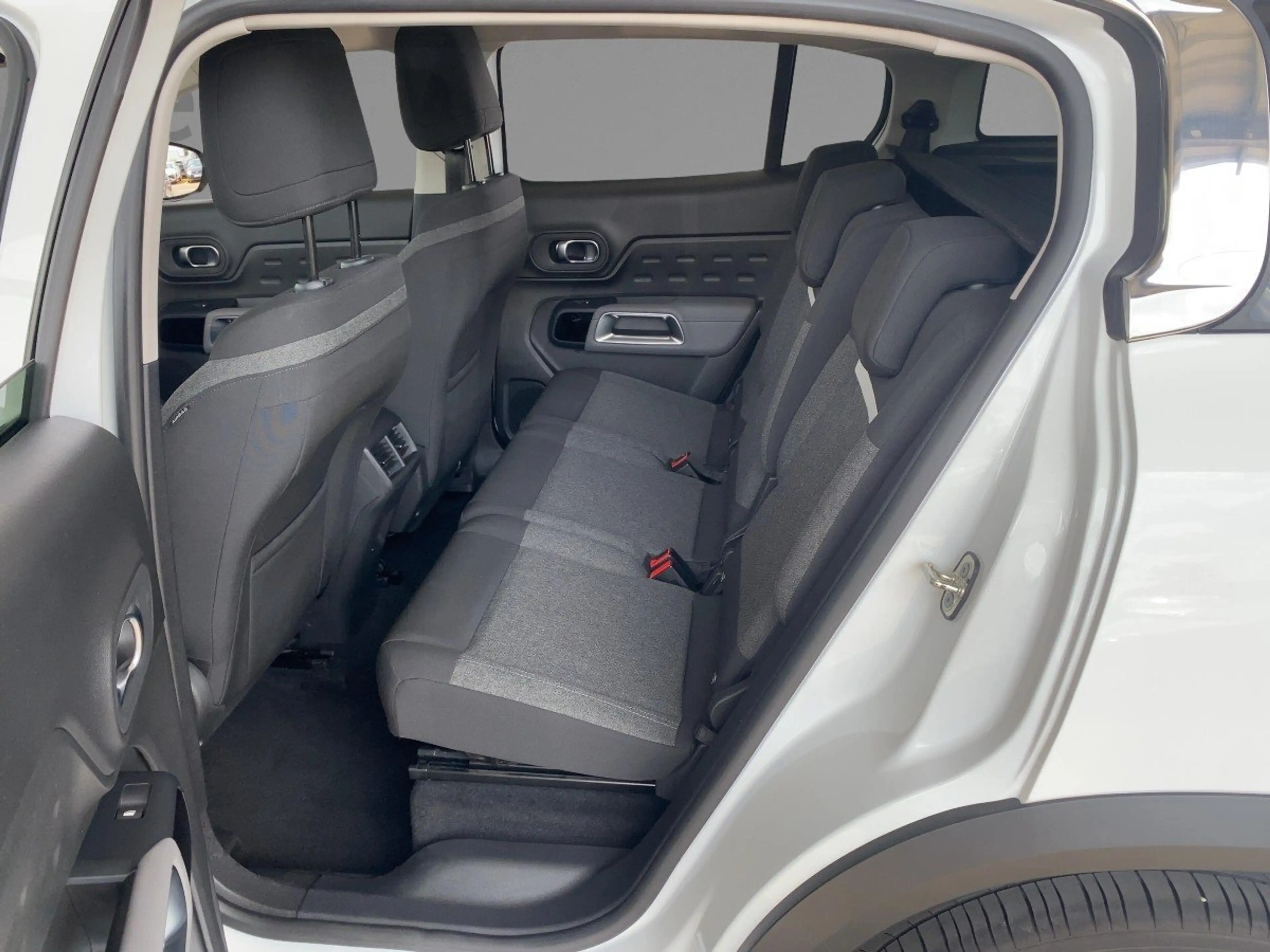 Citroen C5 Feel *AHK*LED*Navi*Park Assist*Kamera 360* — photo 5