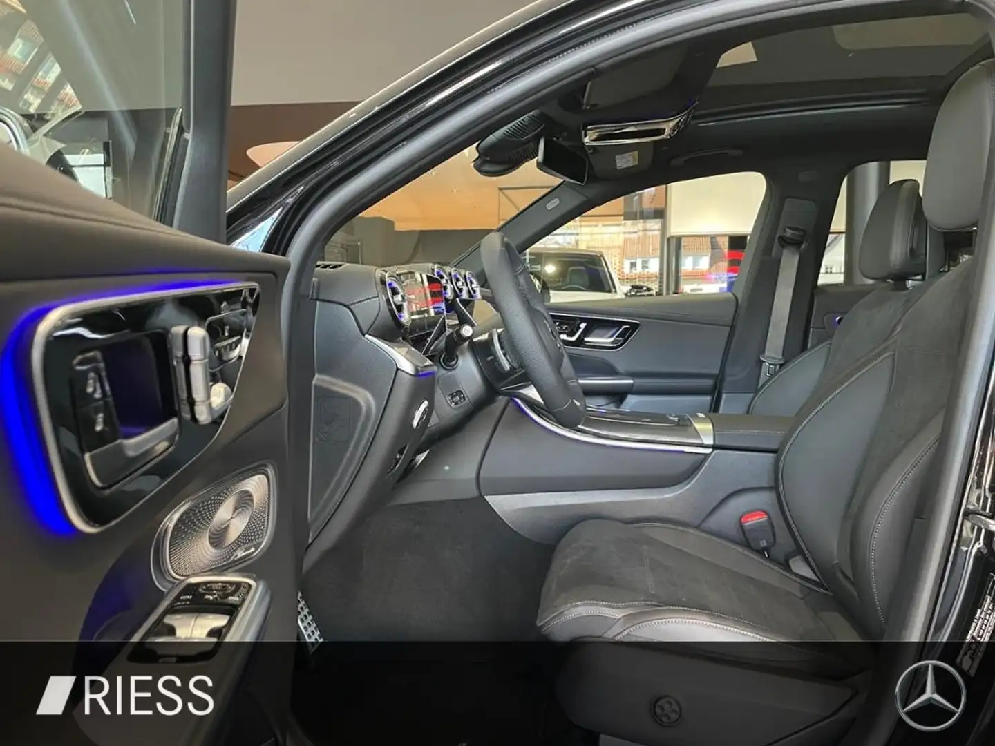 Mercedes-Benz GLC 450 d AMG+PANO+HUD+AIRMATIC+HA LENKUNG+DISTR Schwarz - 2