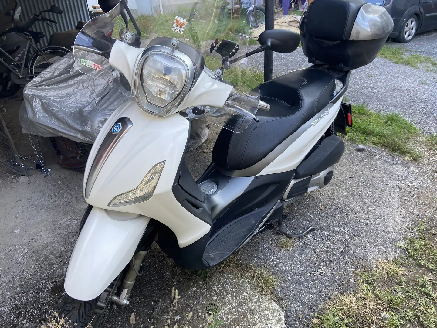 Piaggio Beverly 300 i.e. - 1