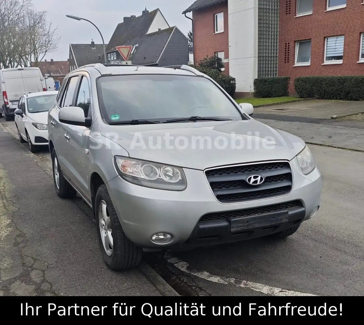 Hyundai SANTA FE 2.7 GLS Silber - 1