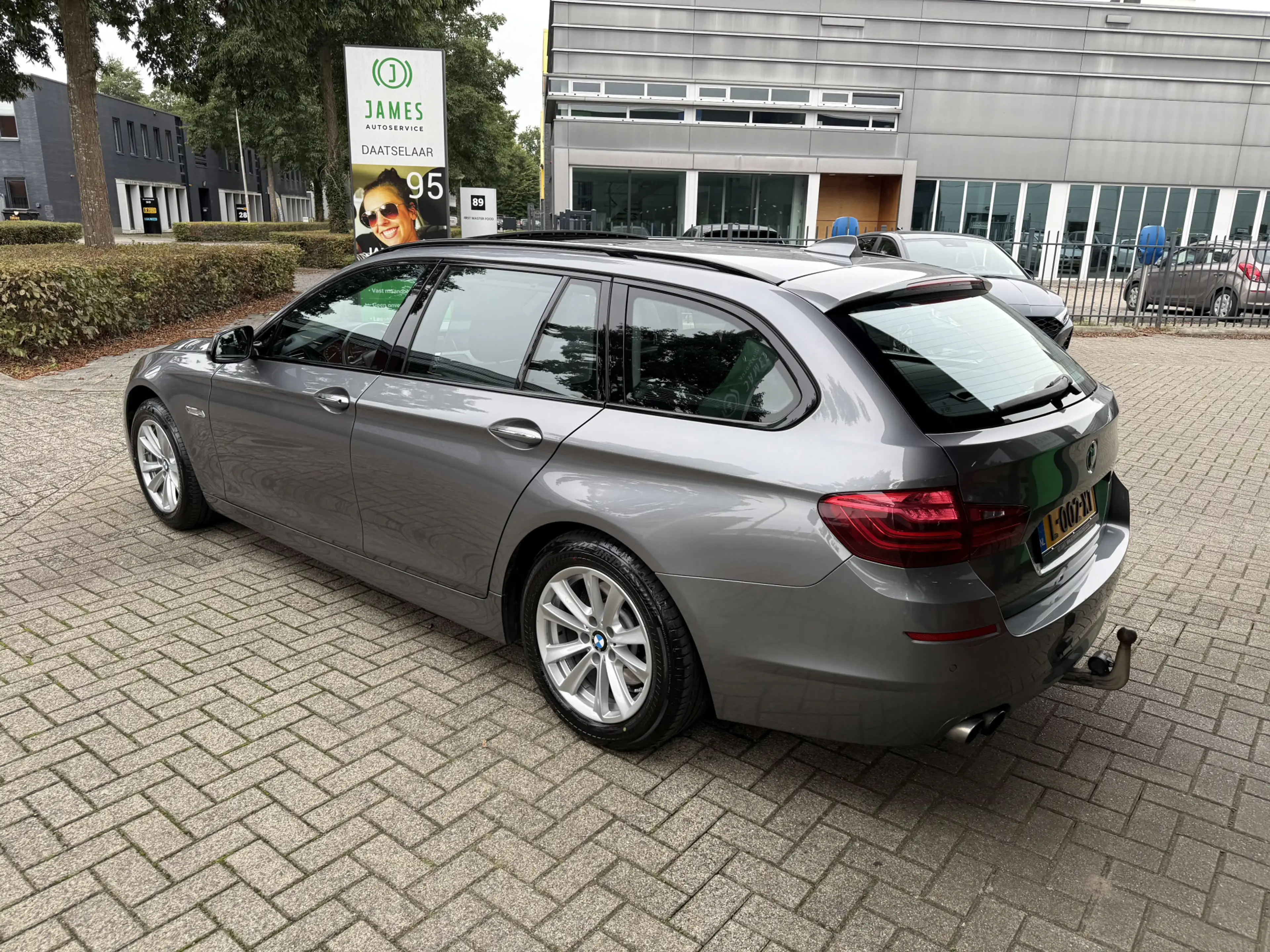 BMW 528 5-serie Touring 528xi High Executive Panoramadak T — photo 3