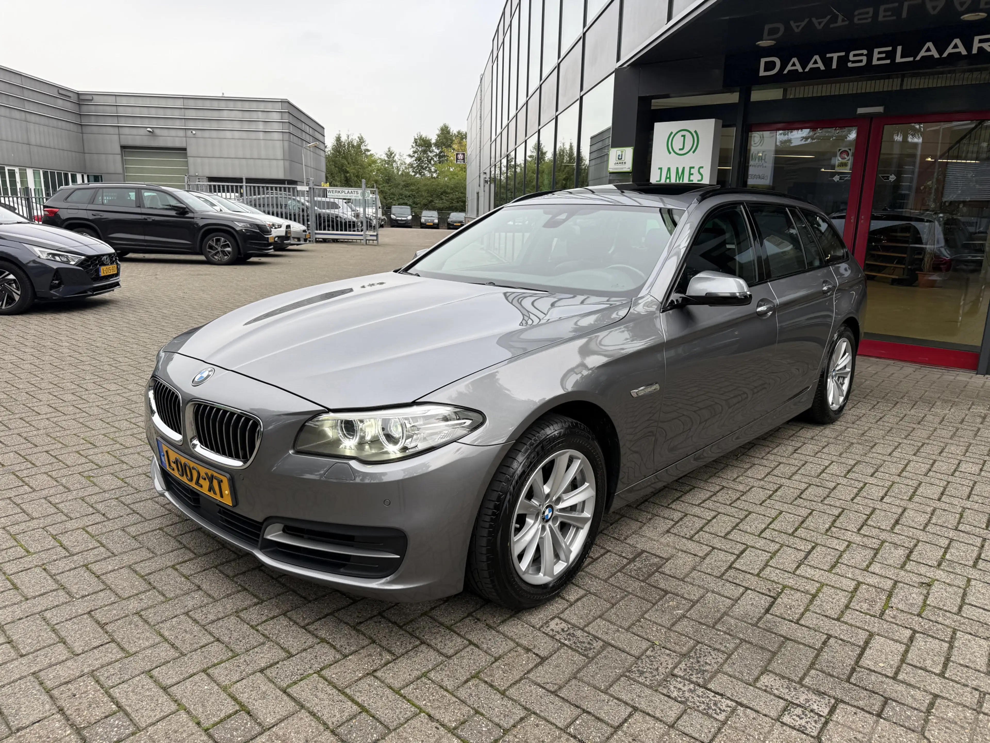 BMW 528 5-serie Touring 528xi High Executive Panoramadak T — photo 2