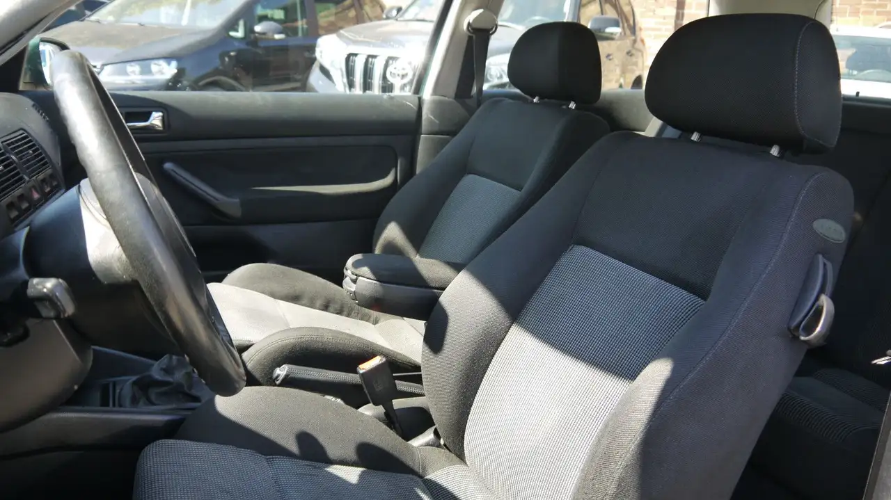 Volkswagen Golf 1.6 Auto Highline, foto 10