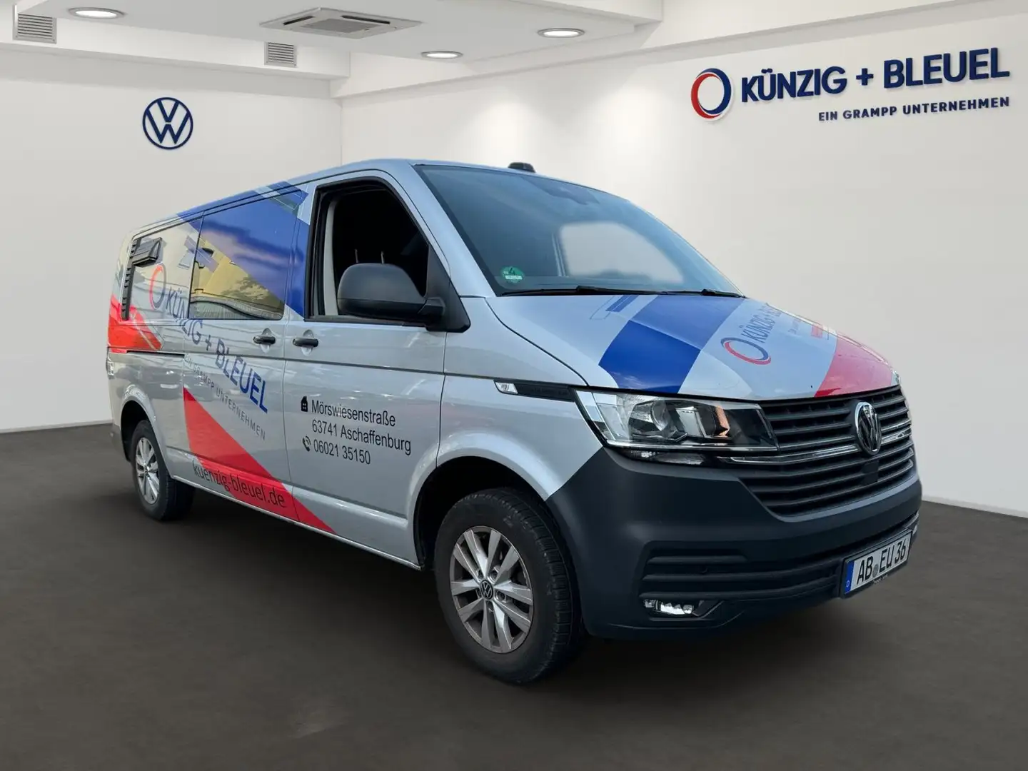 Volkswagen T6.1 Kasten 2.0 TDI AHK PDC DAB+ LaneAssist Zilver - 2