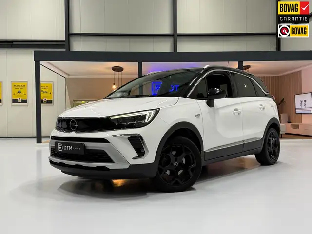 Opel Crossland X 1.2 Turbo 130pk Ultimate Aut. Black Ed. | Navi | 3