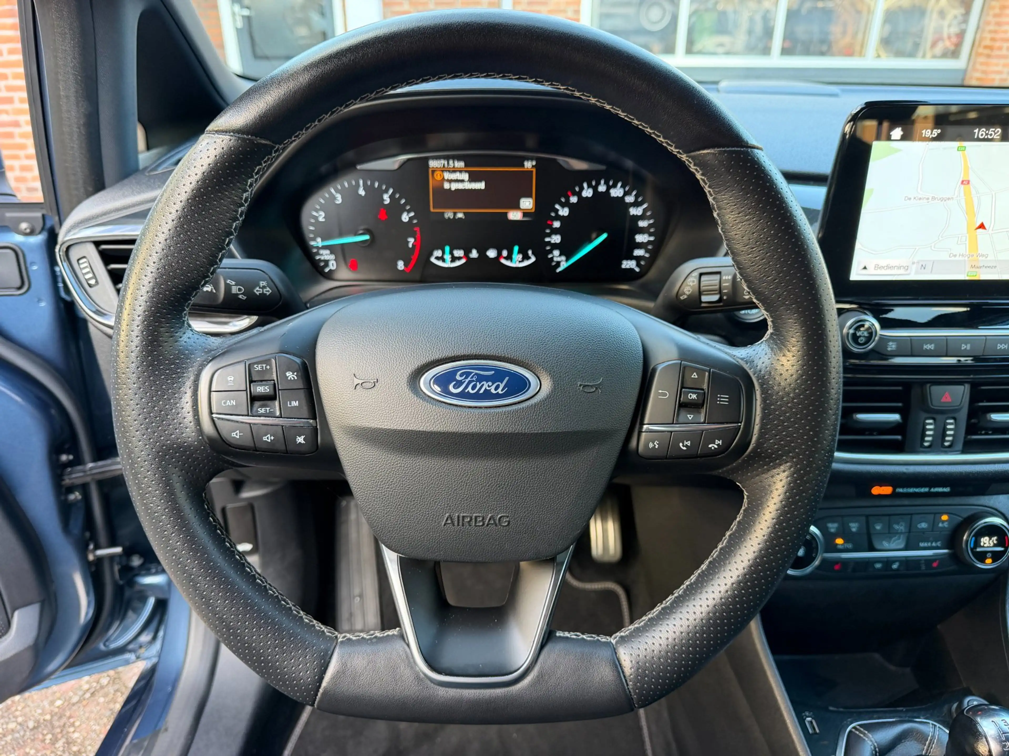 Ford Fiesta 1.0 EcoBoost Vignale ST Line, Stoel/stuurverw, Ada — photo 15