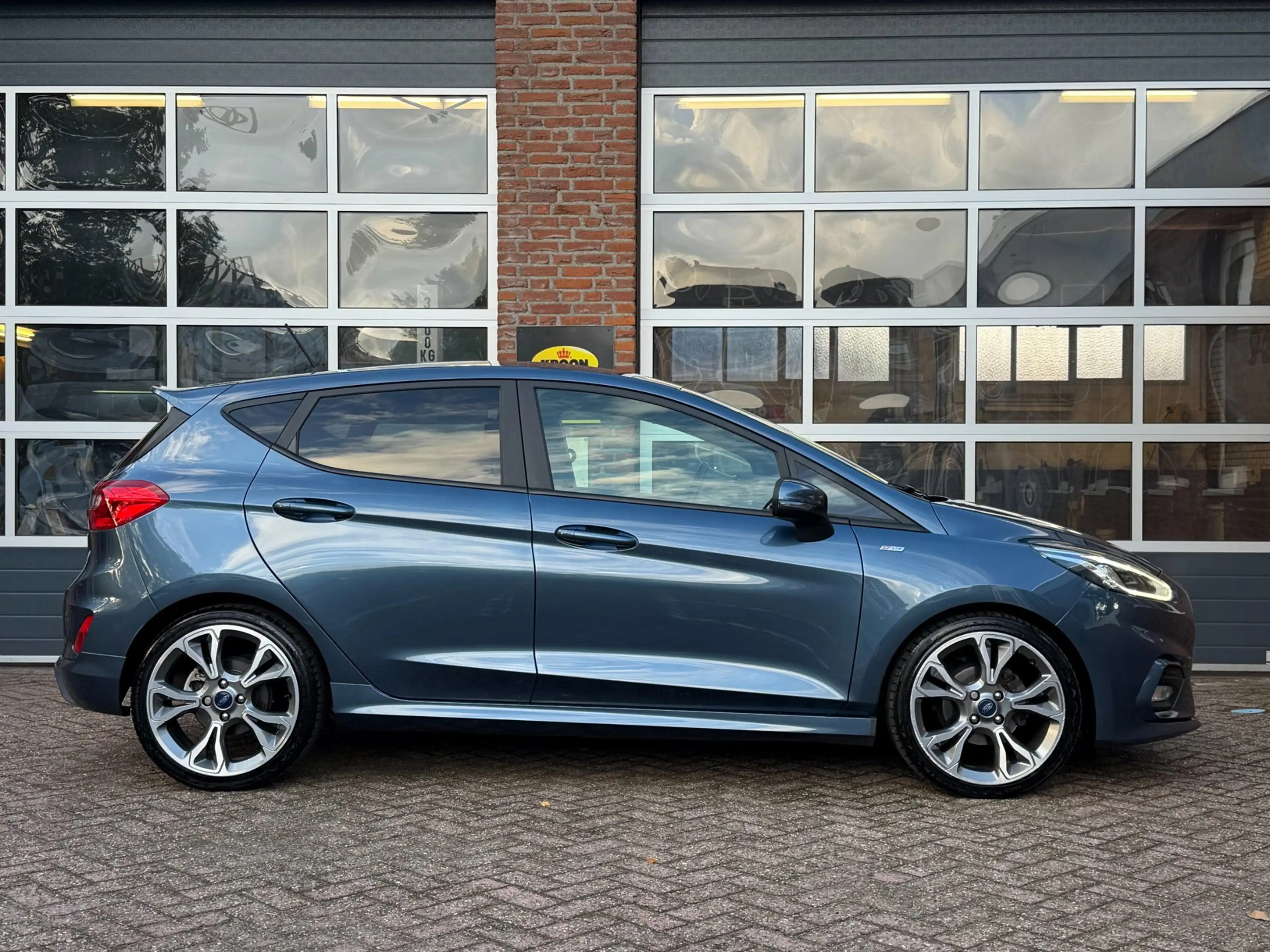 Ford Fiesta 1.0 EcoBoost Vignale ST Line, Stoel/stuurverw, Ada — photo 5