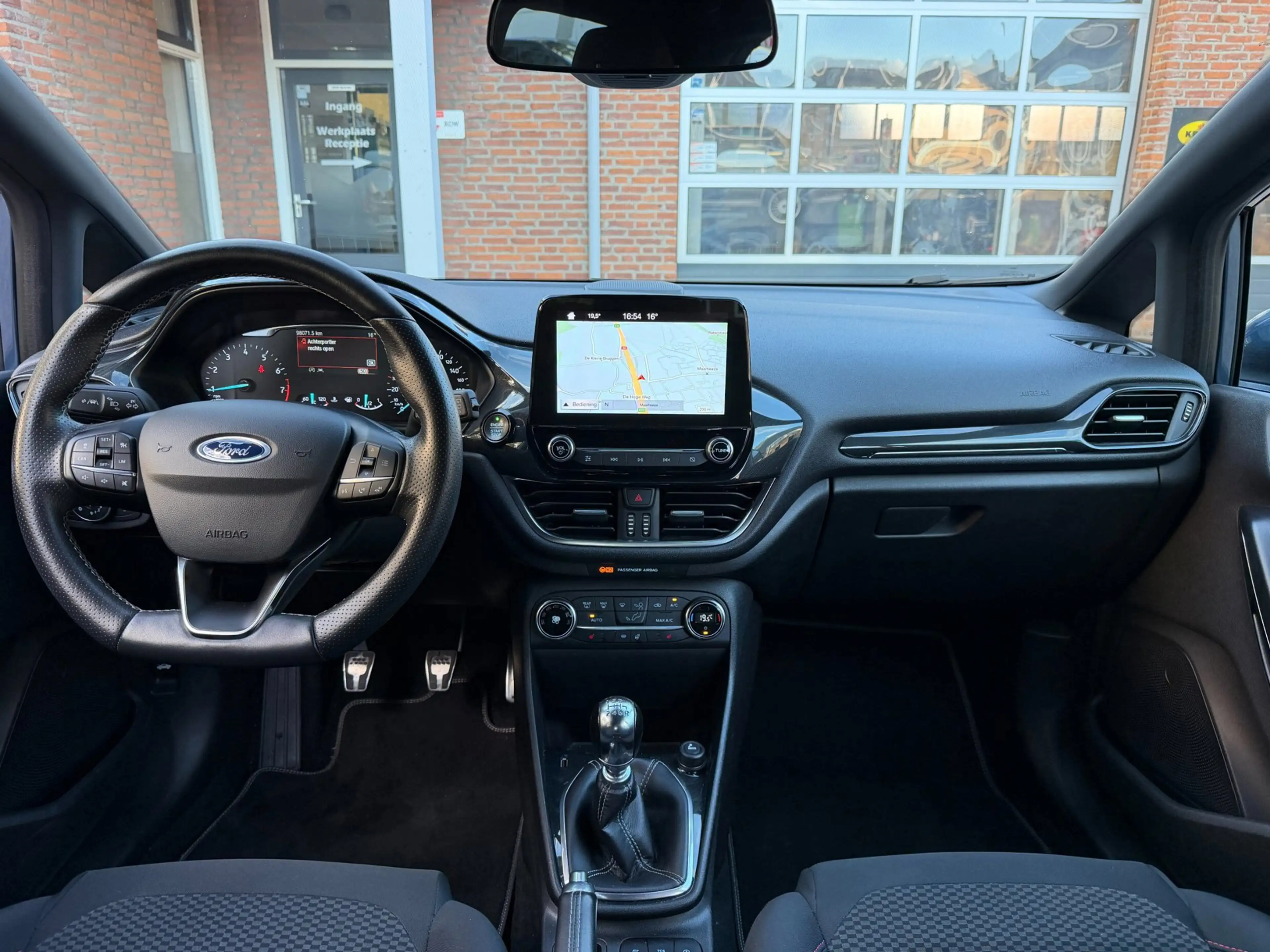Ford Fiesta 1.0 EcoBoost Vignale ST Line, Stoel/stuurverw, Ada — photo 10