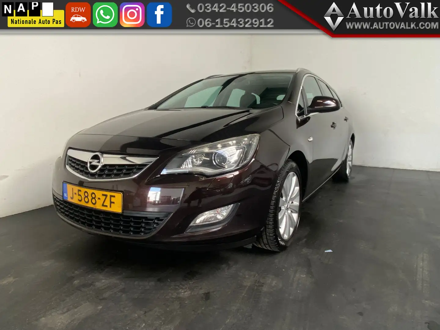 Opel Astra Sports Tourer 1.4 Turbo Sport Bruin - 1