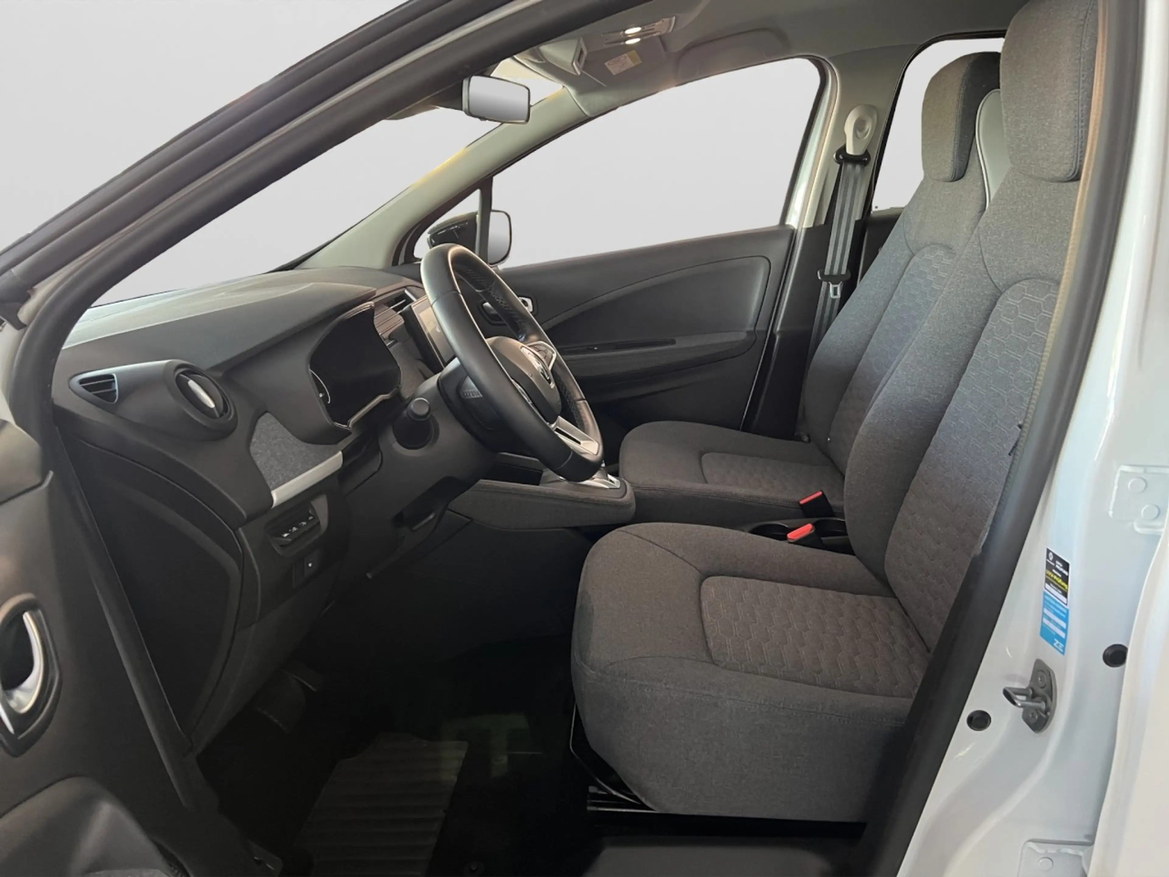 Renault ZOE Evolution Klima Navi Einparkhilfe Fenster el. — photo 11