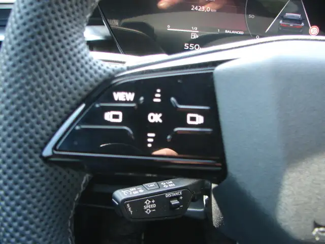 Audi A6 Avant 40 TDI quattro S-line S-tronic Ansicht 9