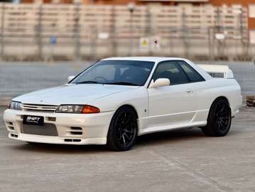 GT-R R33 V-SPEC