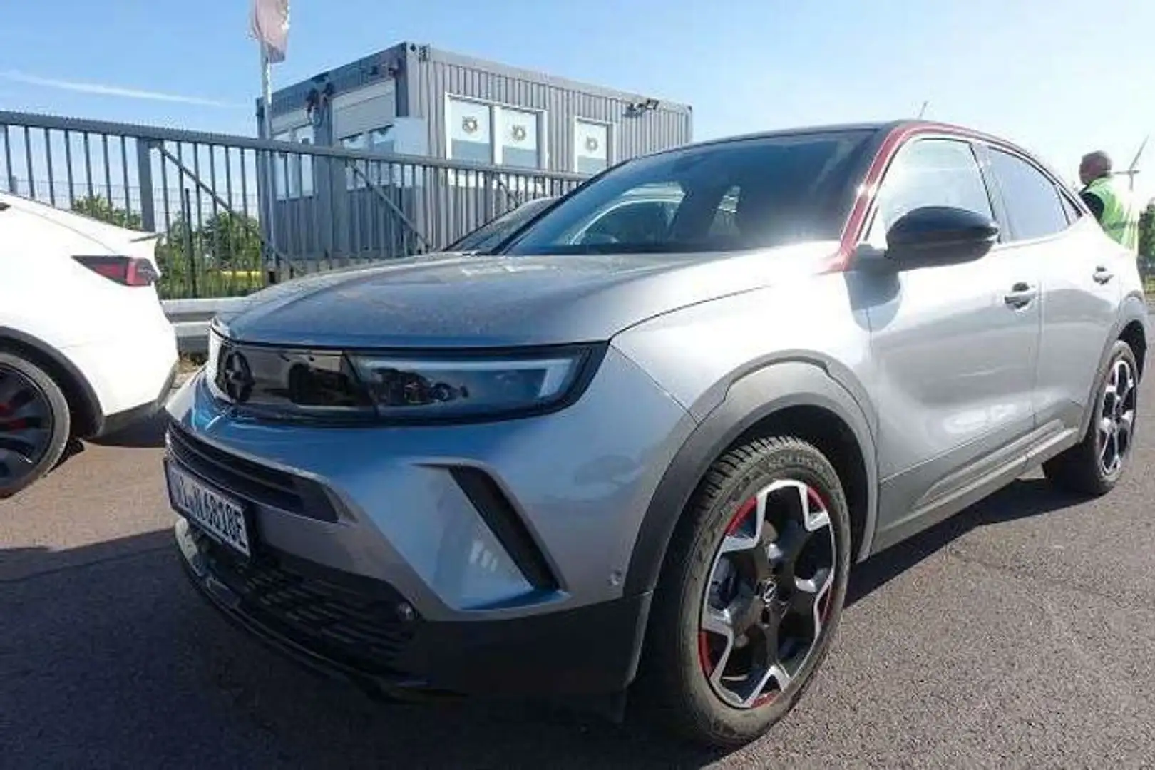 Opel Mokka-E GS Elektro 136PS *PDC*11kW OBC*KAMERA* Schwarz - 2