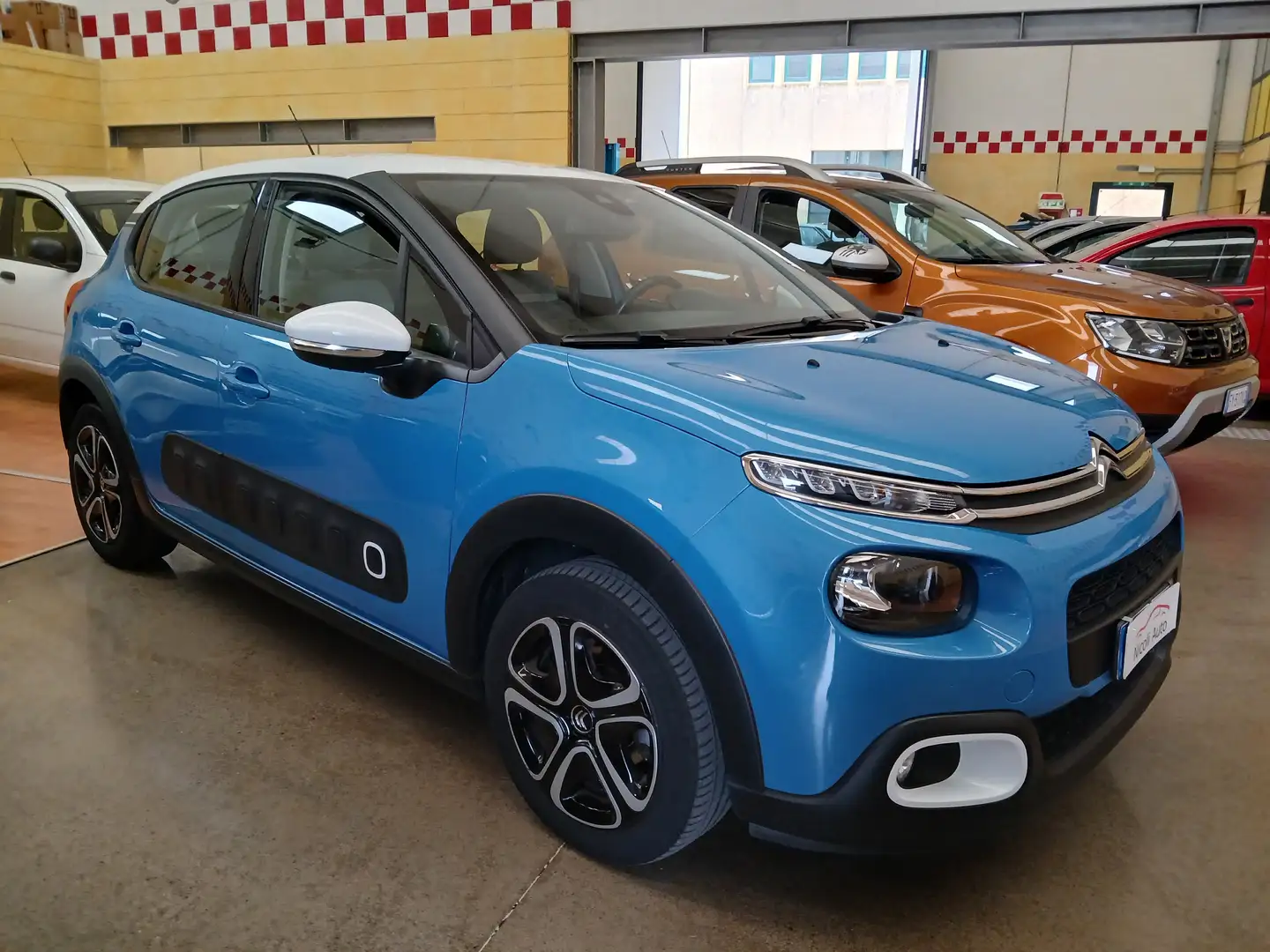 Citroen C3 C3 III 2017 1.2 puretech Shine 82cv Blu/Azzurro - 2