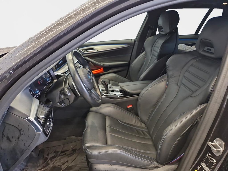 BMW 530 M Sport — photo 9