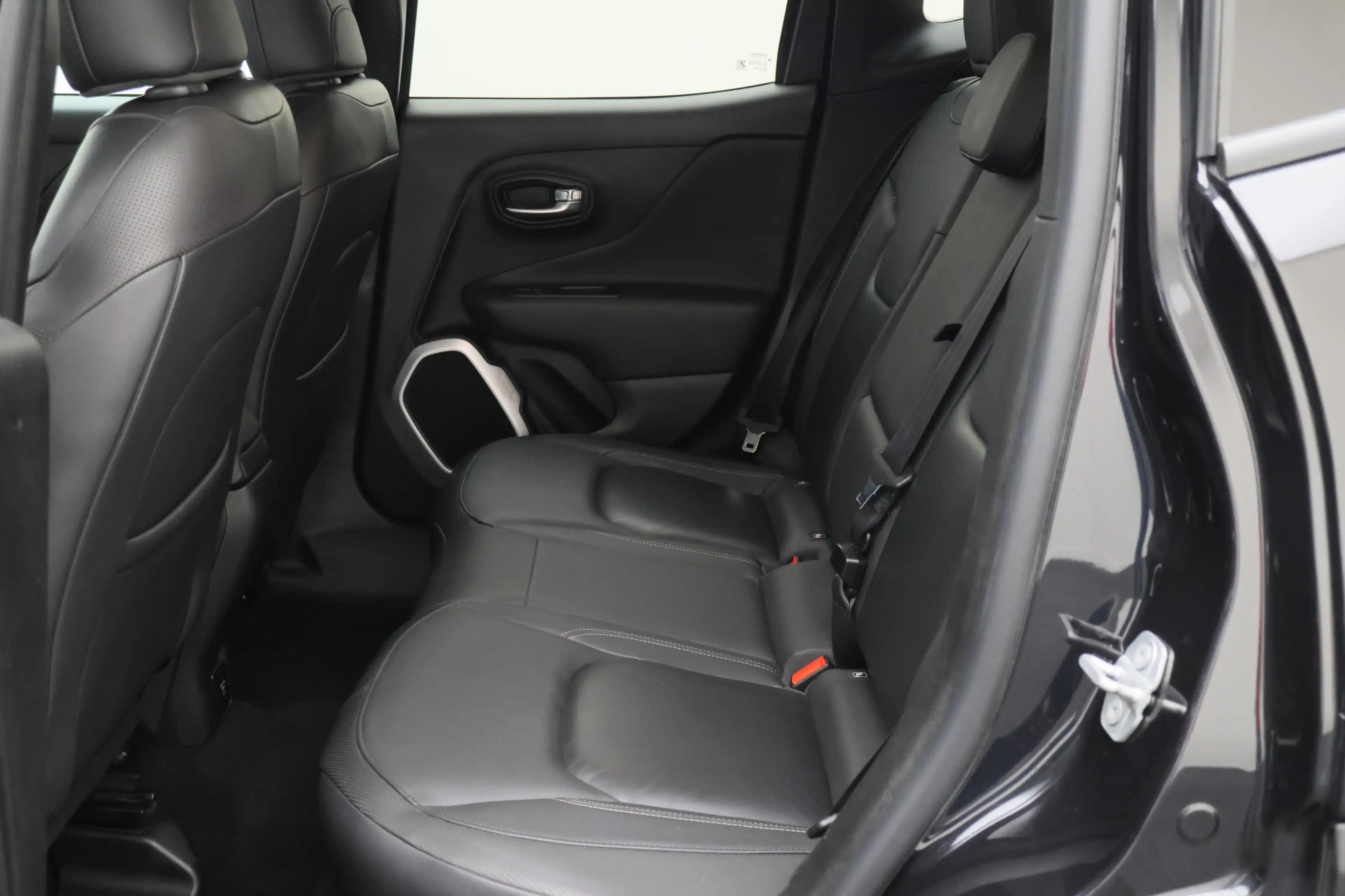 Jeep Renegade 1.4 MultiAir Limited — photo 13