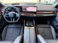 BMW i5 xDrive40 M-Sportpaket Pro Grau - thumbnail 23
