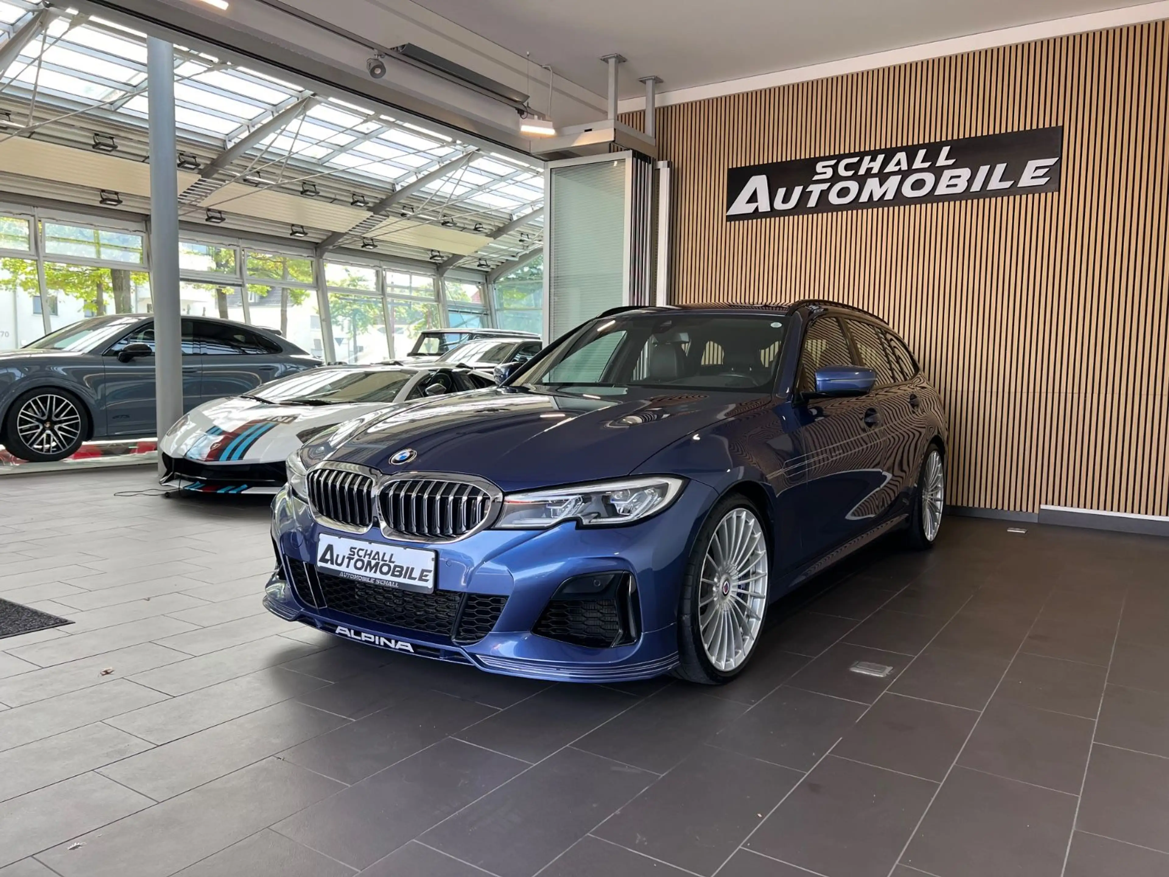 Alpina B3 Touring *LASER/HUD/DRV.-ASSIST/HIFI/360°/2-HD