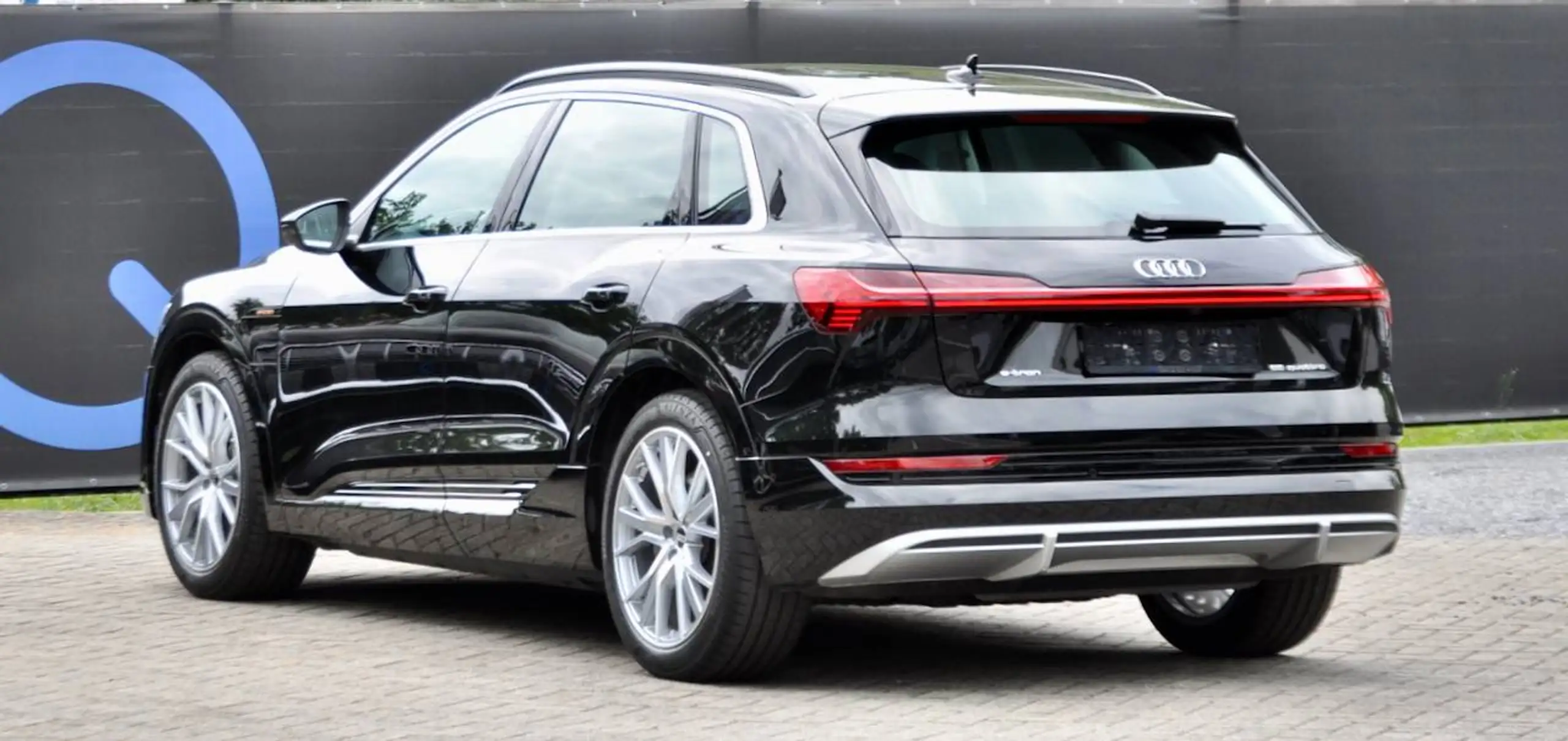 Audi e-tron 95 kWh 55 LEDER QUATTRO S-LINE CAMERA ELEKKOFFER KEYLESS — 3/14